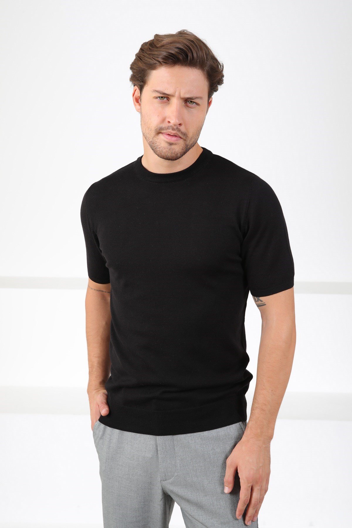 Ferraro Siyah Bisiklet Yaka Pamuklu Erkek Triko T-Shirt