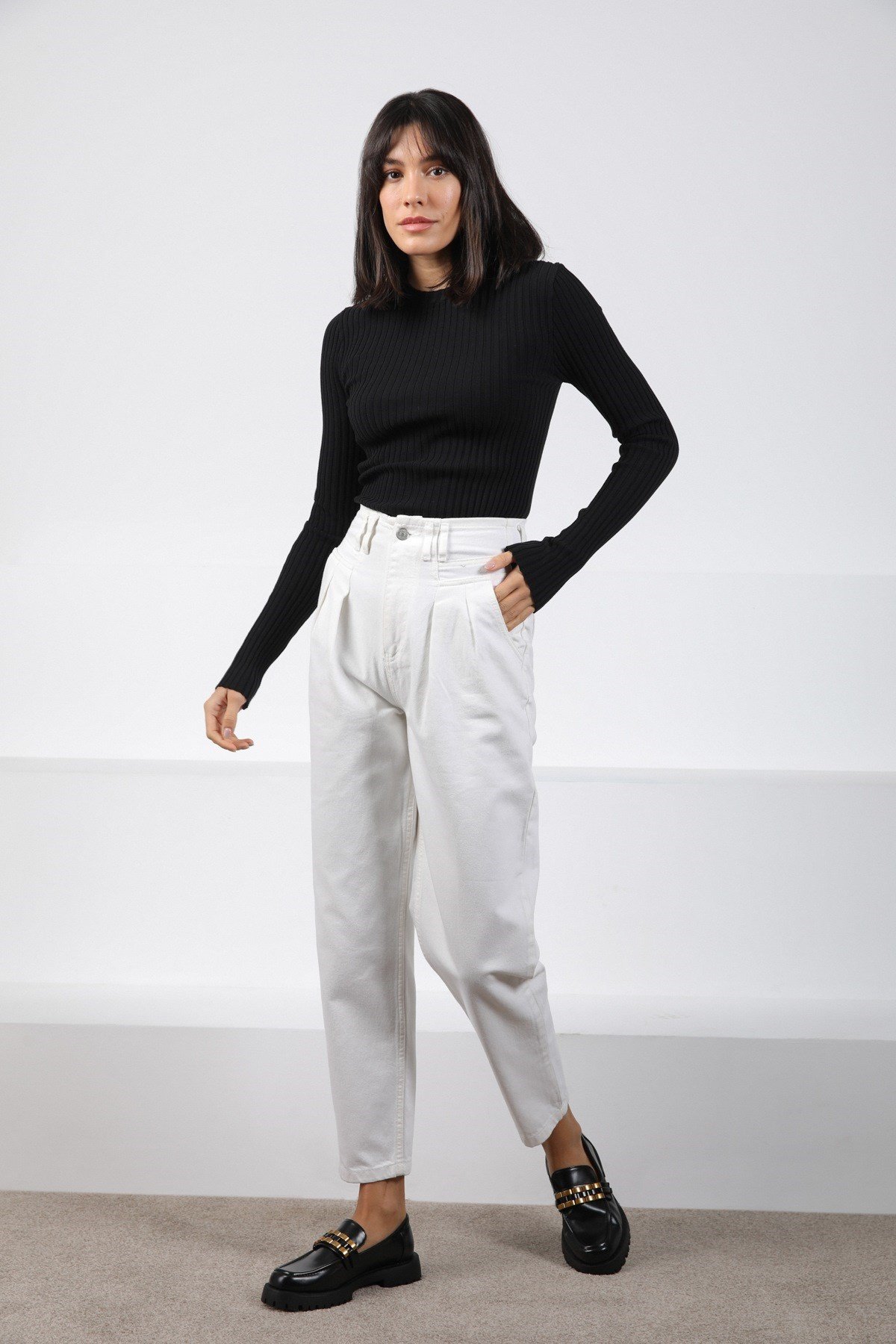 Ferraro Siyah Bisiklet Yaka Pamuklu Kadın Triko Kazak