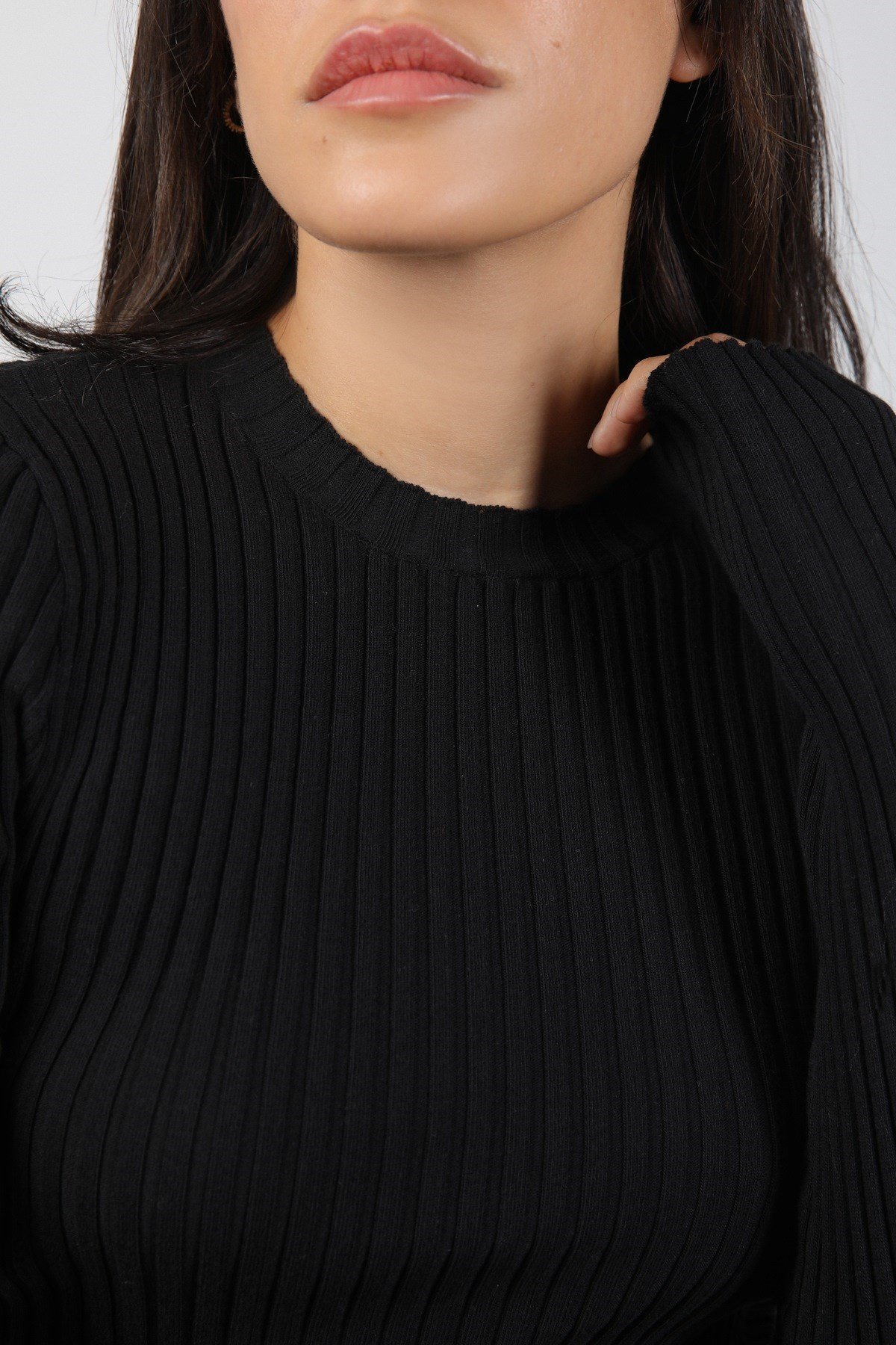 Ferraro Siyah Bisiklet Yaka Pamuklu Kadın Triko Kazak