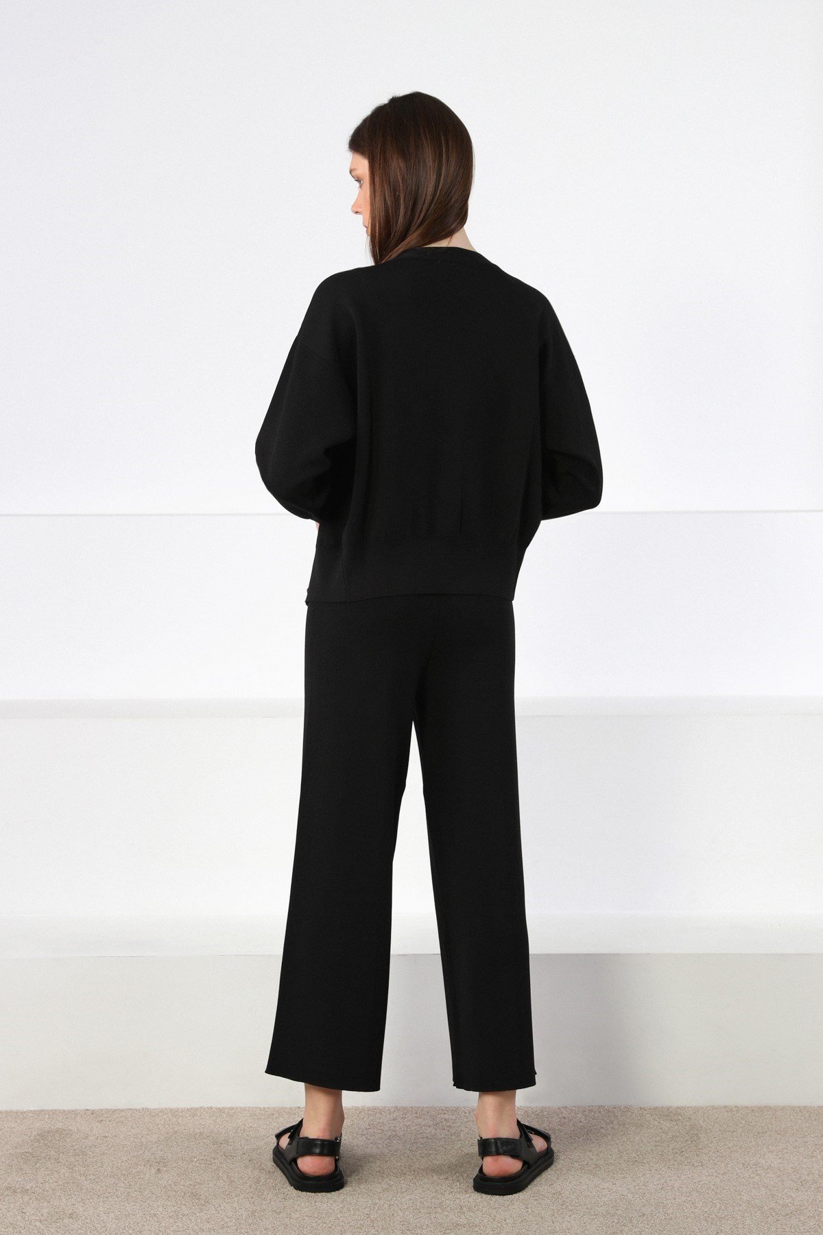 Ferraro Siyah Bol Paça Midi Boy Kadın Triko Pantolon