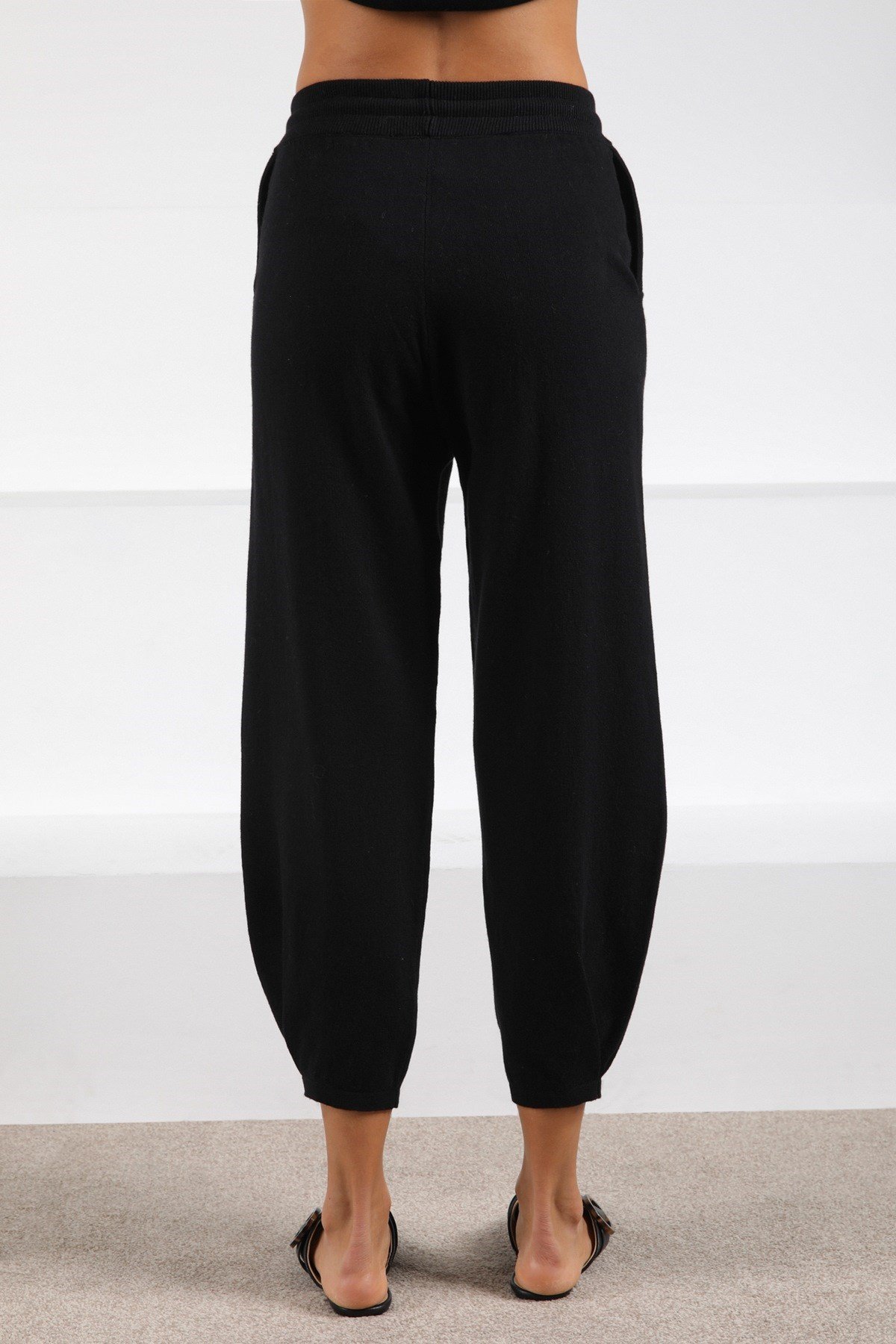 Ferraro Siyah Cepli Kaşmirli Kadın Triko Pantolon