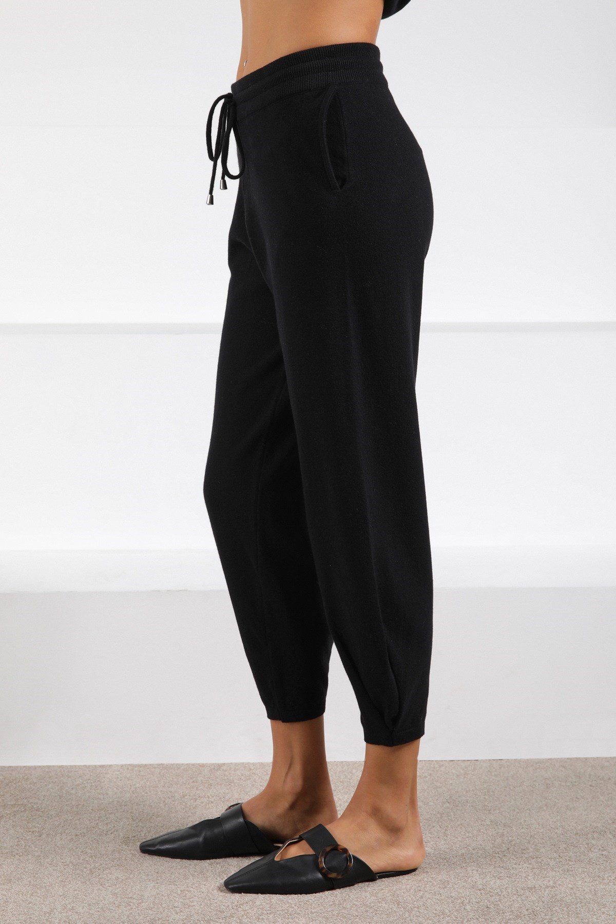 Ferraro Siyah Cepli Kaşmirli Kadın Triko Pantolon