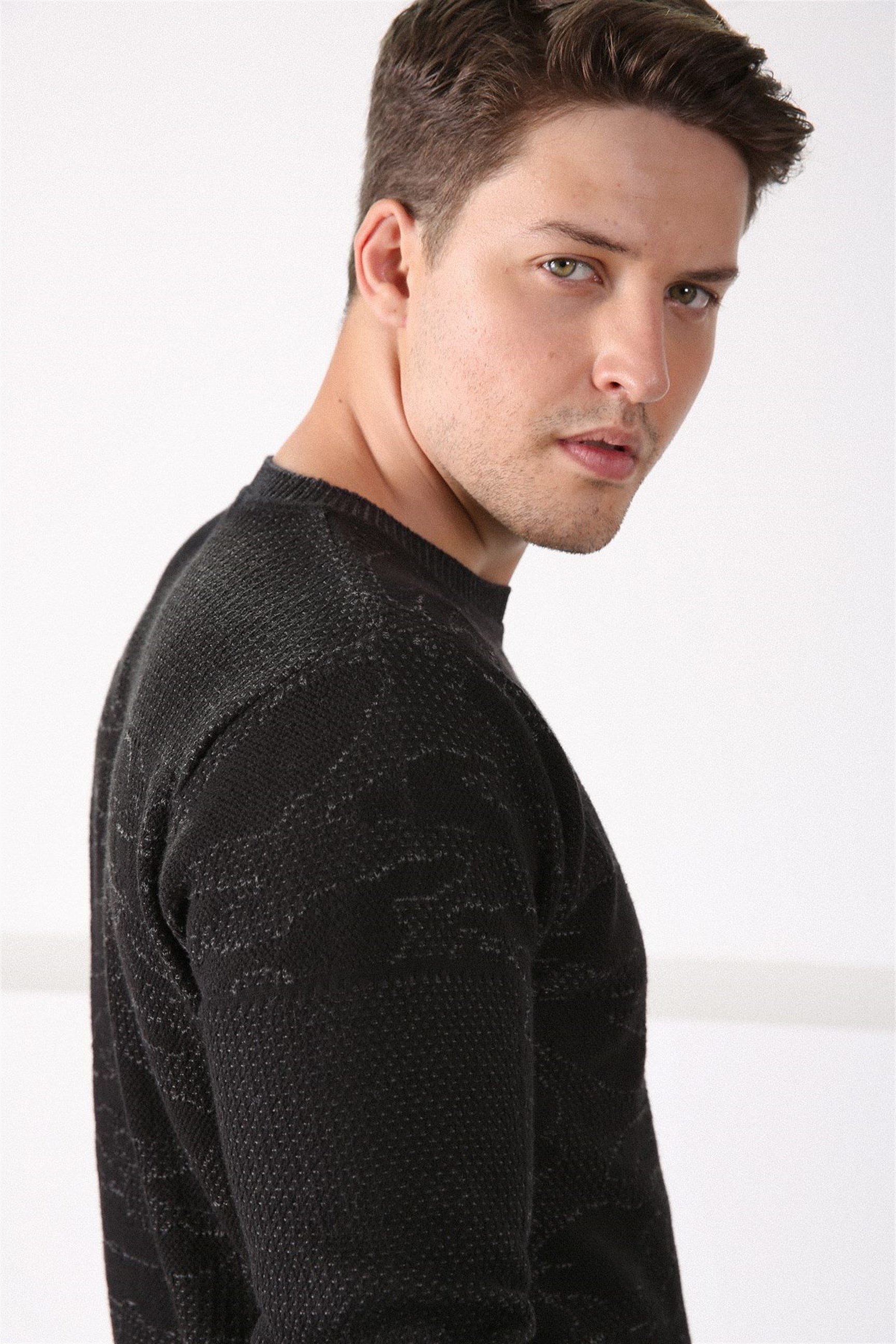 Ferraro Siyah Desenli Bisiklet Yaka Erkek Pamuk Kazak