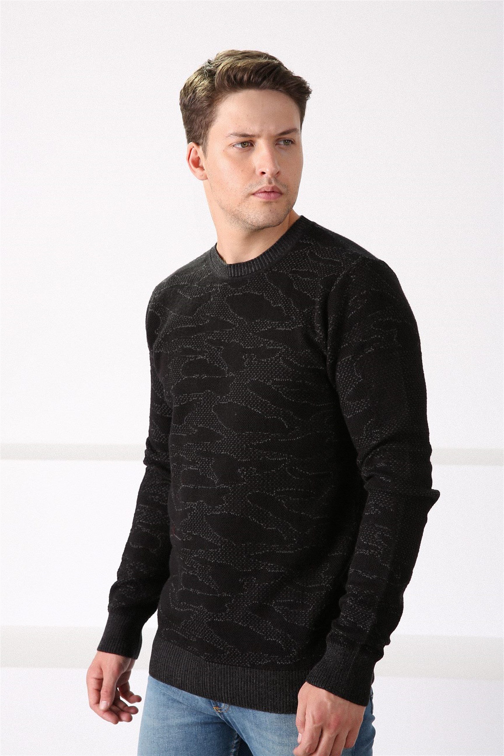 Ferraro Siyah Desenli Bisiklet Yaka Erkek Pamuk Kazak