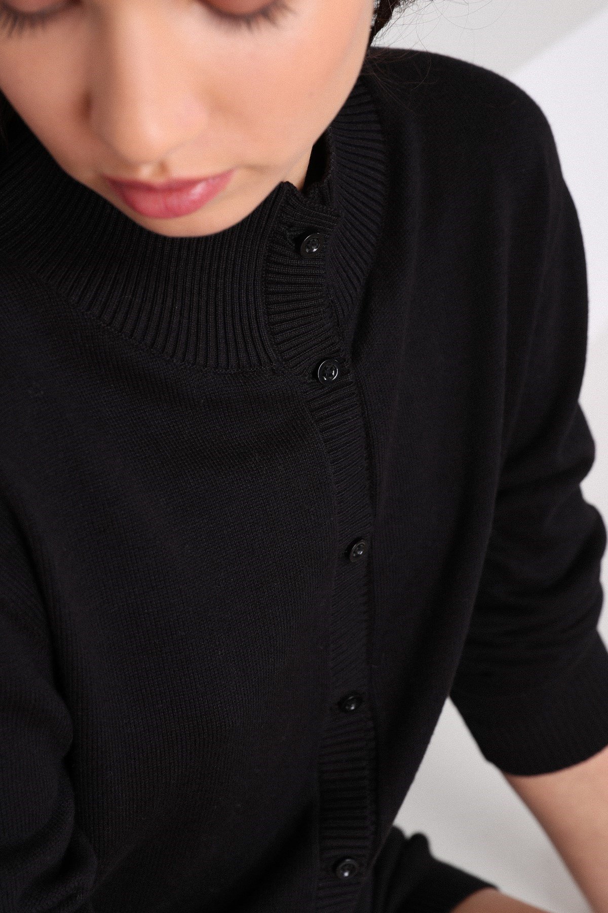 Ferraro Siyah Dik Yaka Düğmeli Kısa Kadın Triko Tulum