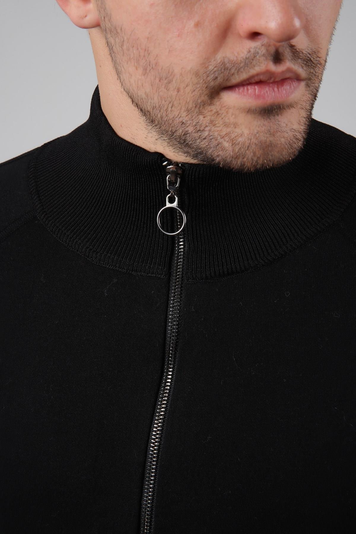 Ferraro Siyah Dik Yaka Fermuarlı Cepli Uzun Kollu %100 Pamuk Erkek Triko Hırka