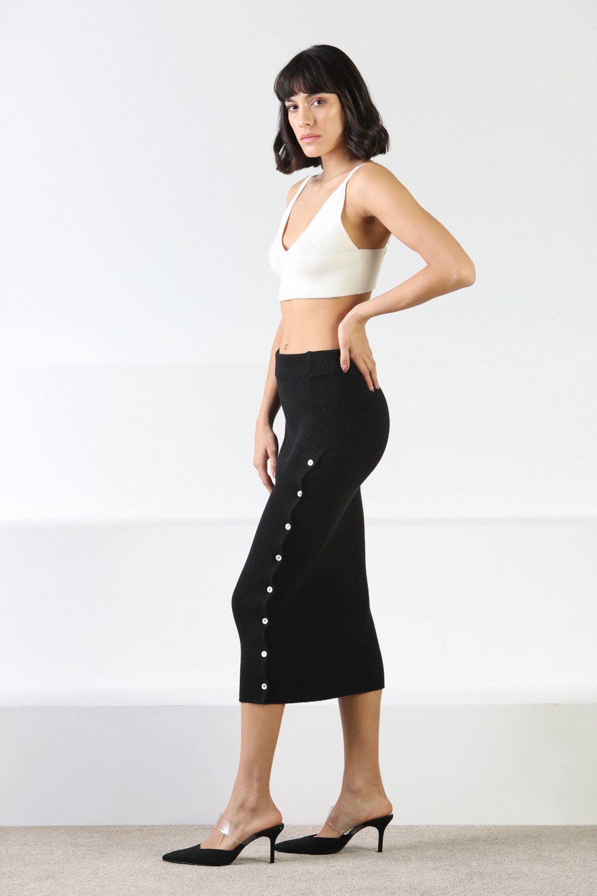 Ferraro Siyah Düğmeli Kaşmirli Kadın Triko Etek