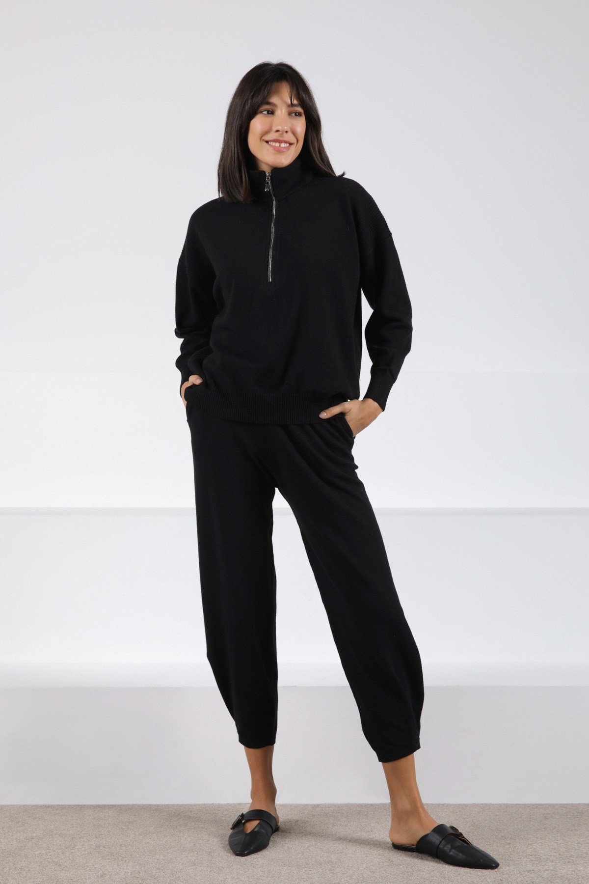 Ferraro Siyah Fermuarlı Kaşmirli Kadın Triko Kazak