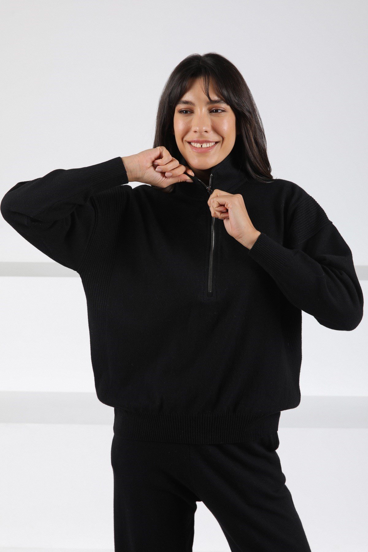 Ferraro Siyah Fermuarlı Kaşmirli Kadın Triko Kazak