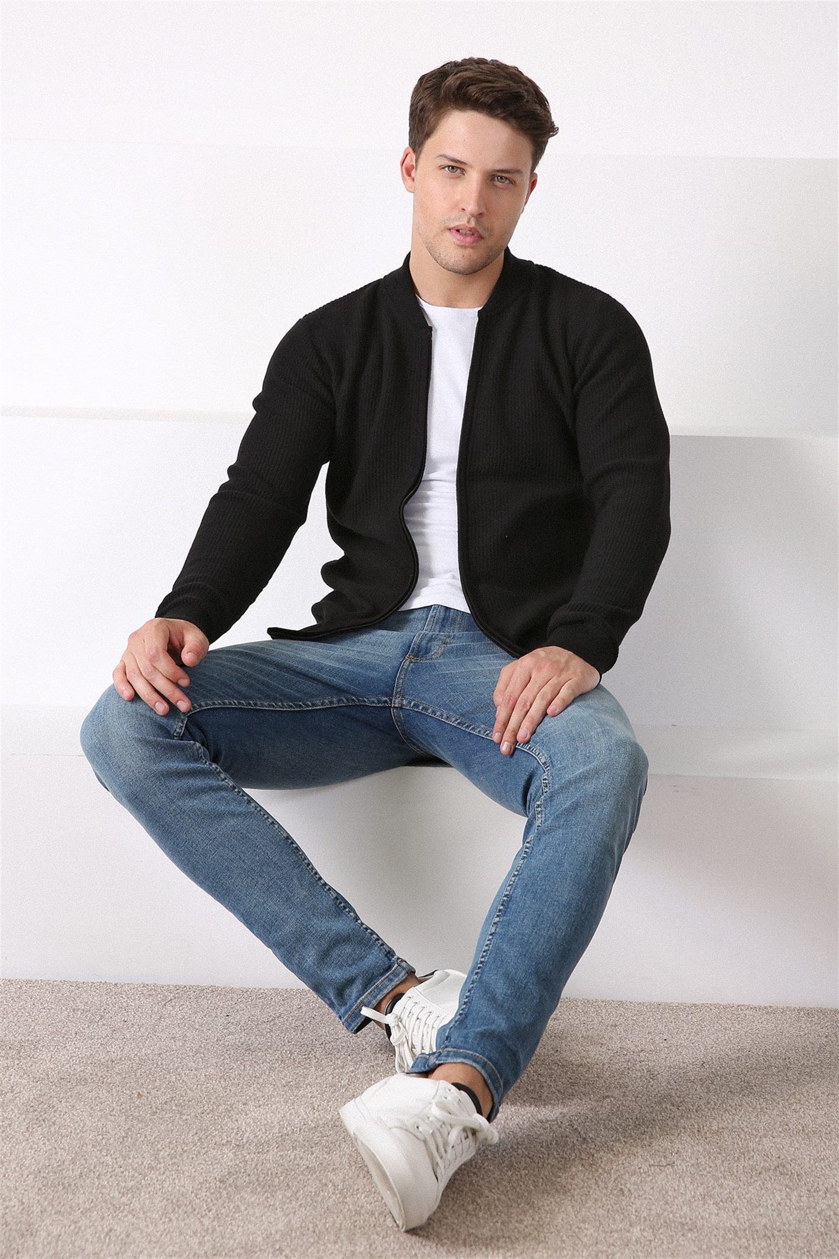 Ferraro Siyah Fermuarlı Pamuk Triko Hırka