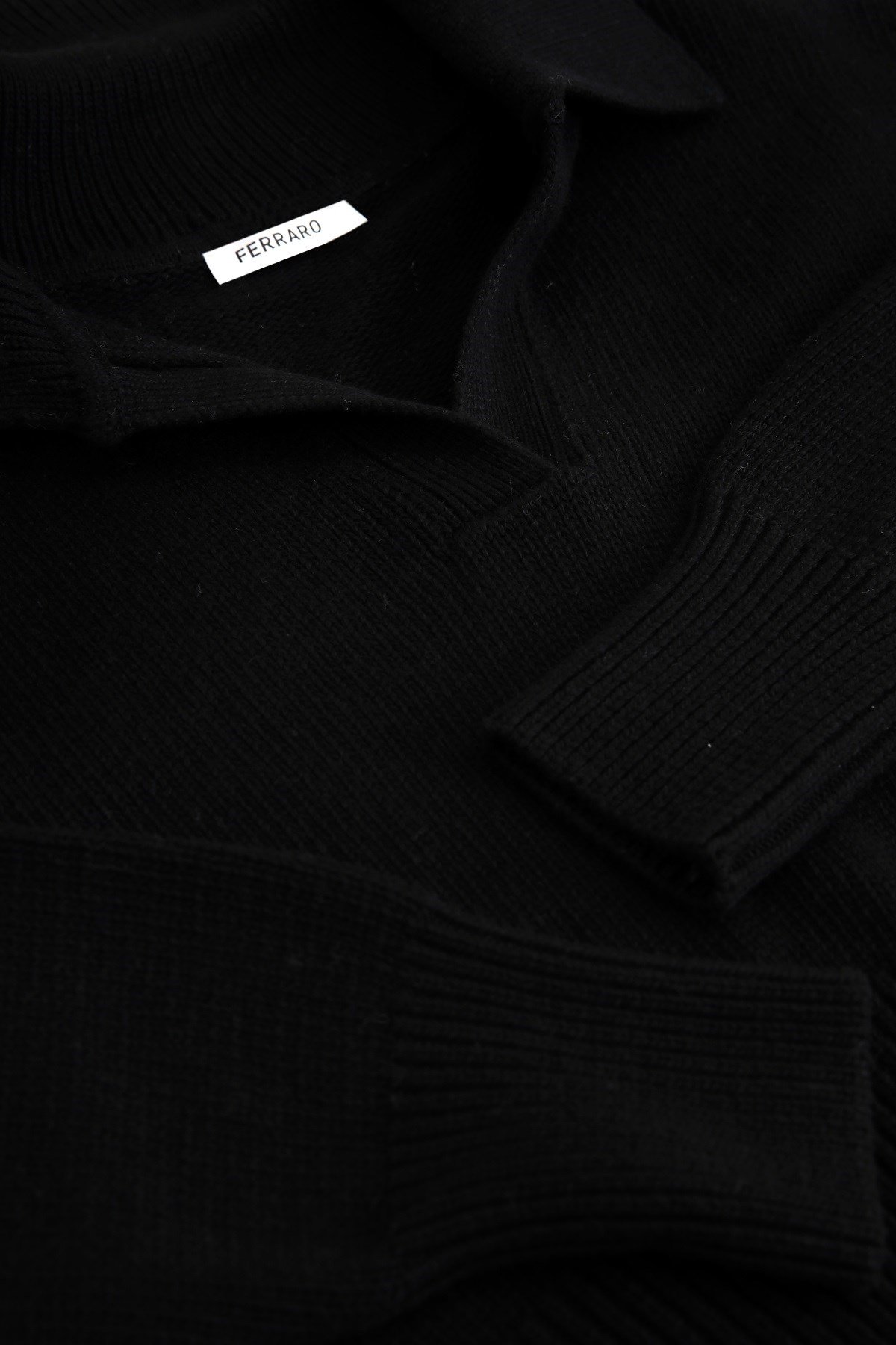 Ferraro Siyah Gömlek Yaka Kadın Triko Kazak