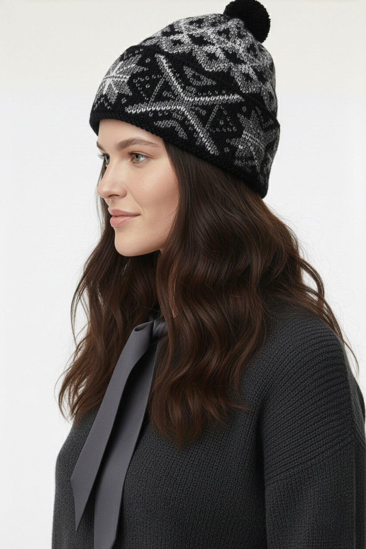 Ferraro Siyah Gri/Beyaz Desenli Yumuşak Dokulu Triko Şapka