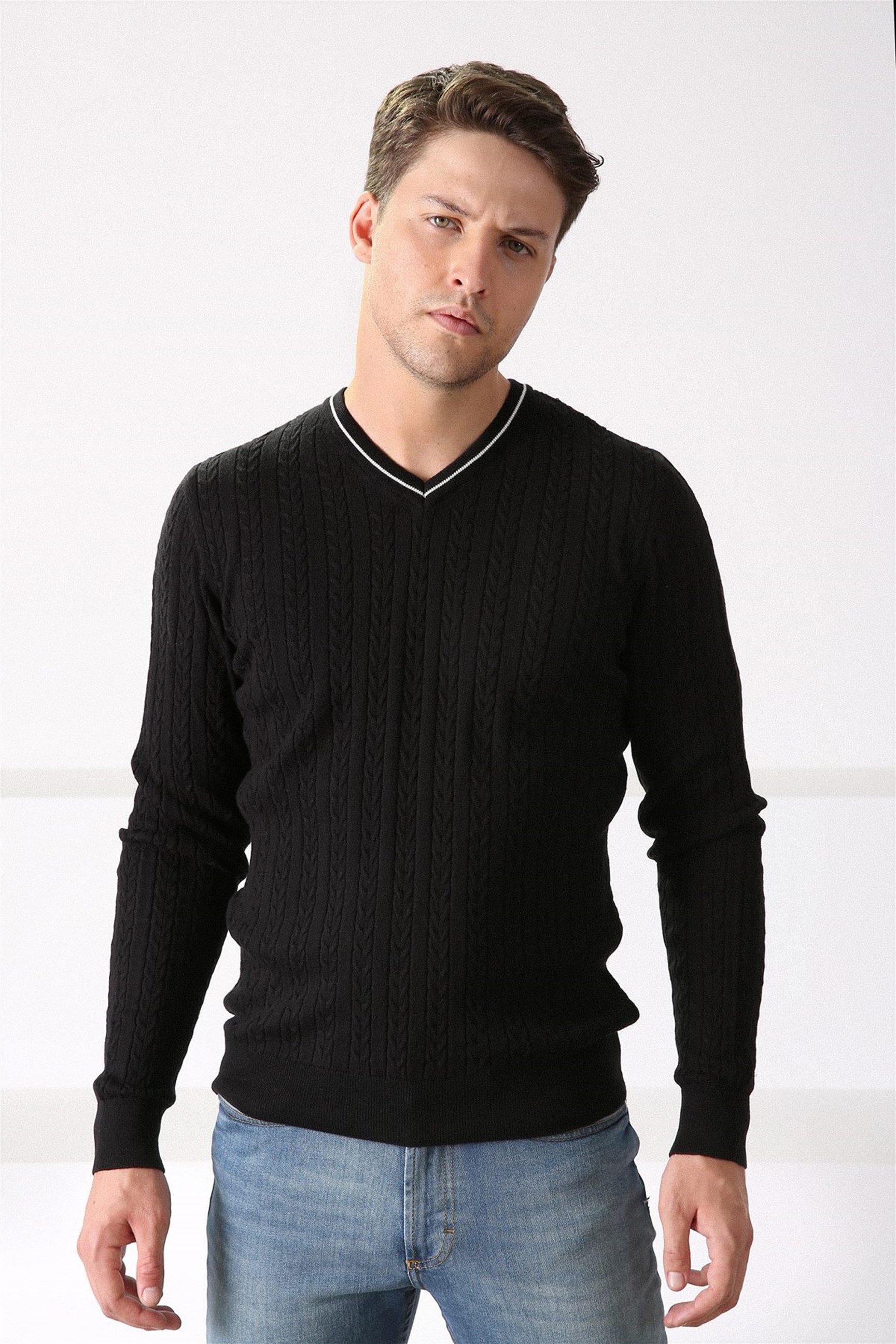 Ferraro Siyah V Yaka Erkek Pamuk Kazak