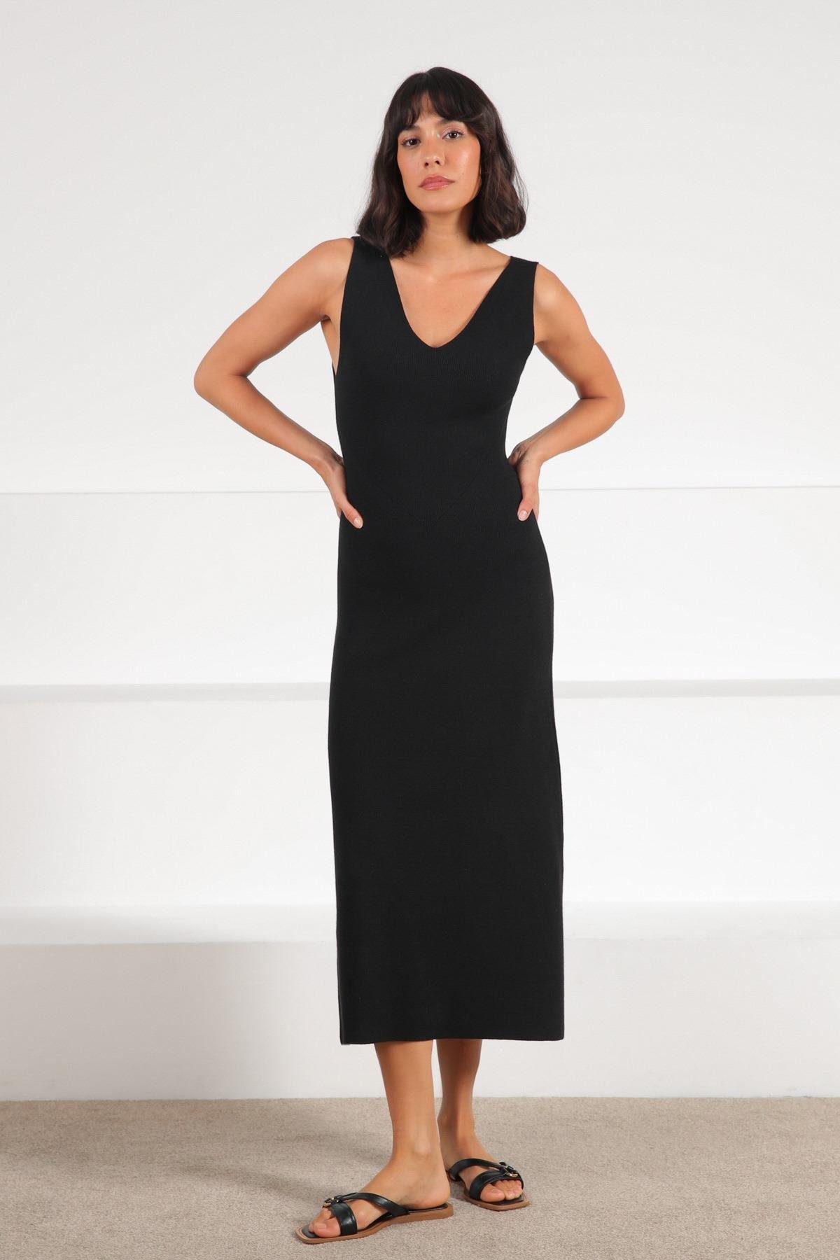 Ferraro Siyah V Yaka Kadın Triko Elbise