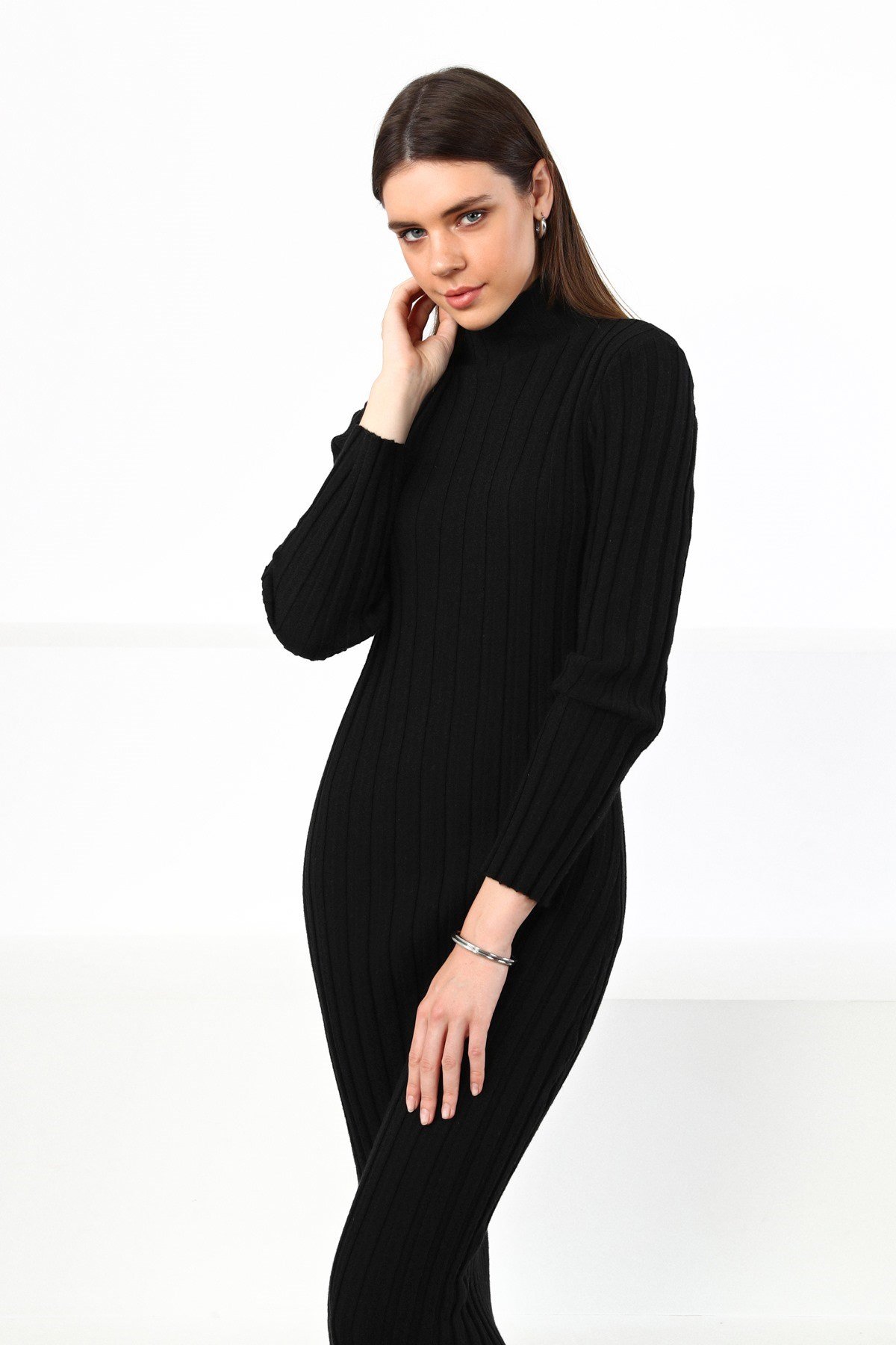 Ferraro Siyah Yarım Balıkçı Fitilli Midi Boy Kaşmirli Kadın Triko Elbise