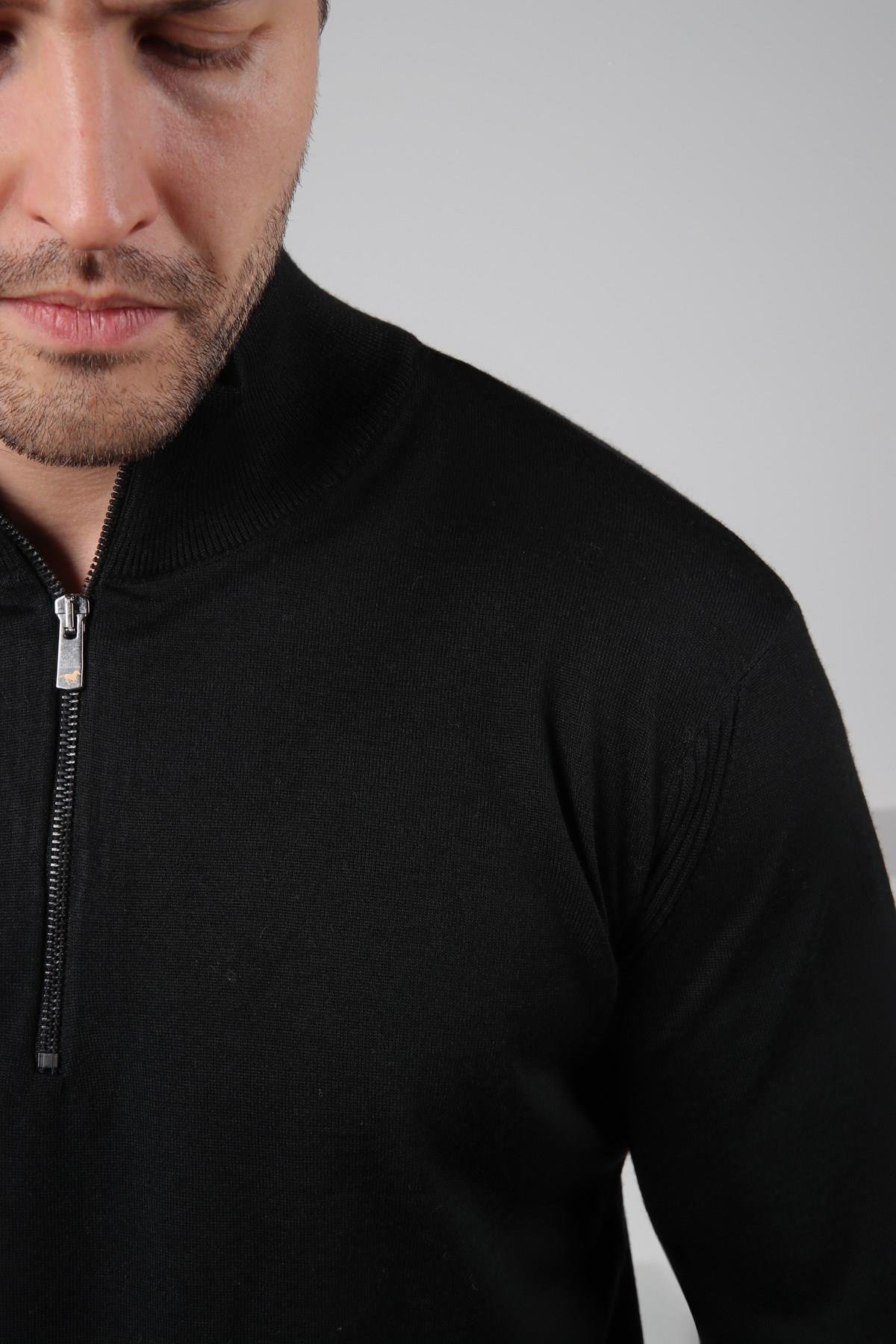 Ferraro Siyah Yarım Fermuarlı Dik Yaka Uzun Kollu Süperfine Erkek Triko Kazak
