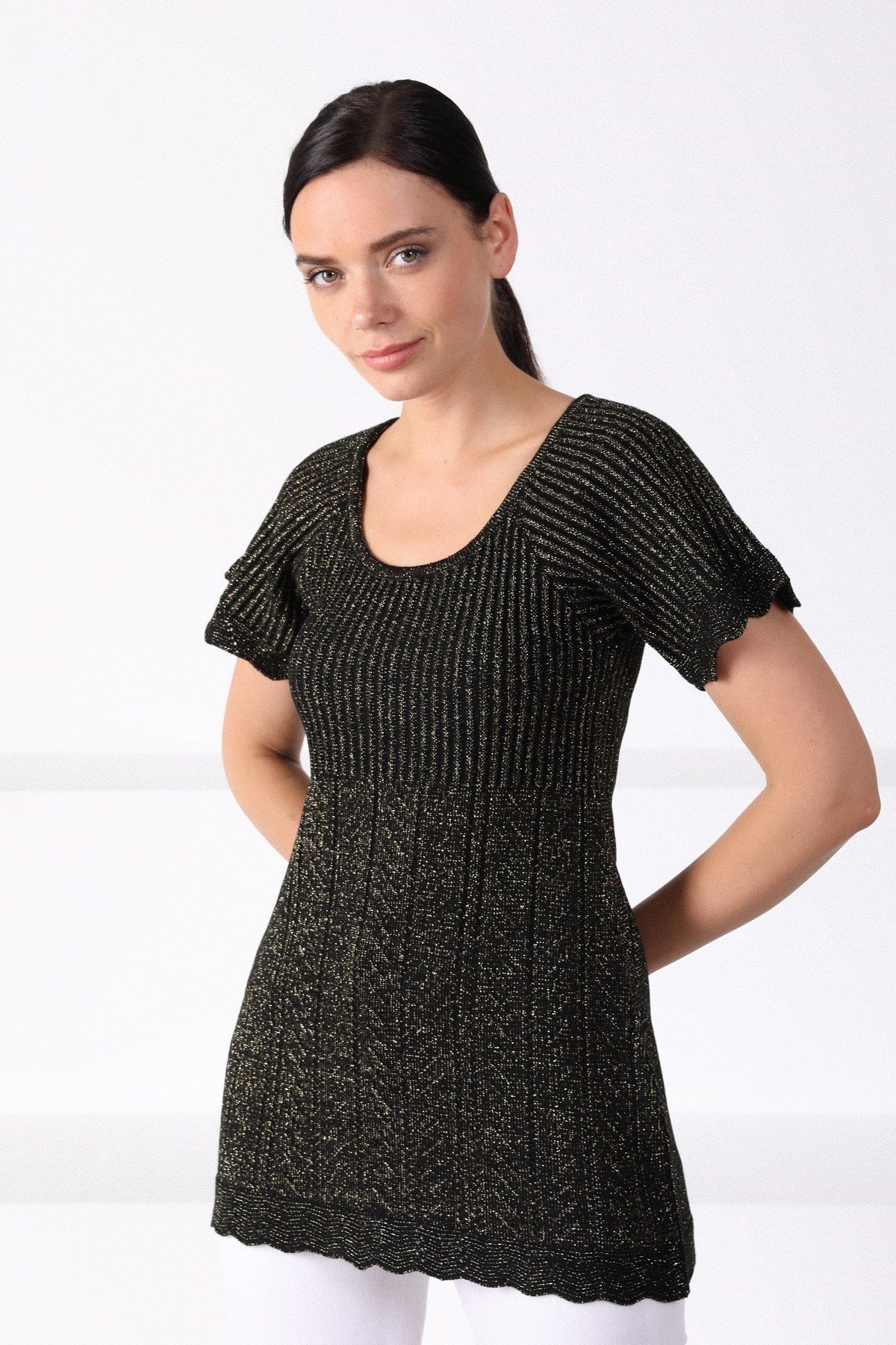 Ferraro Siyah Yuvarlak Yaka Bel Büzgülü Kadın Triko Kazak