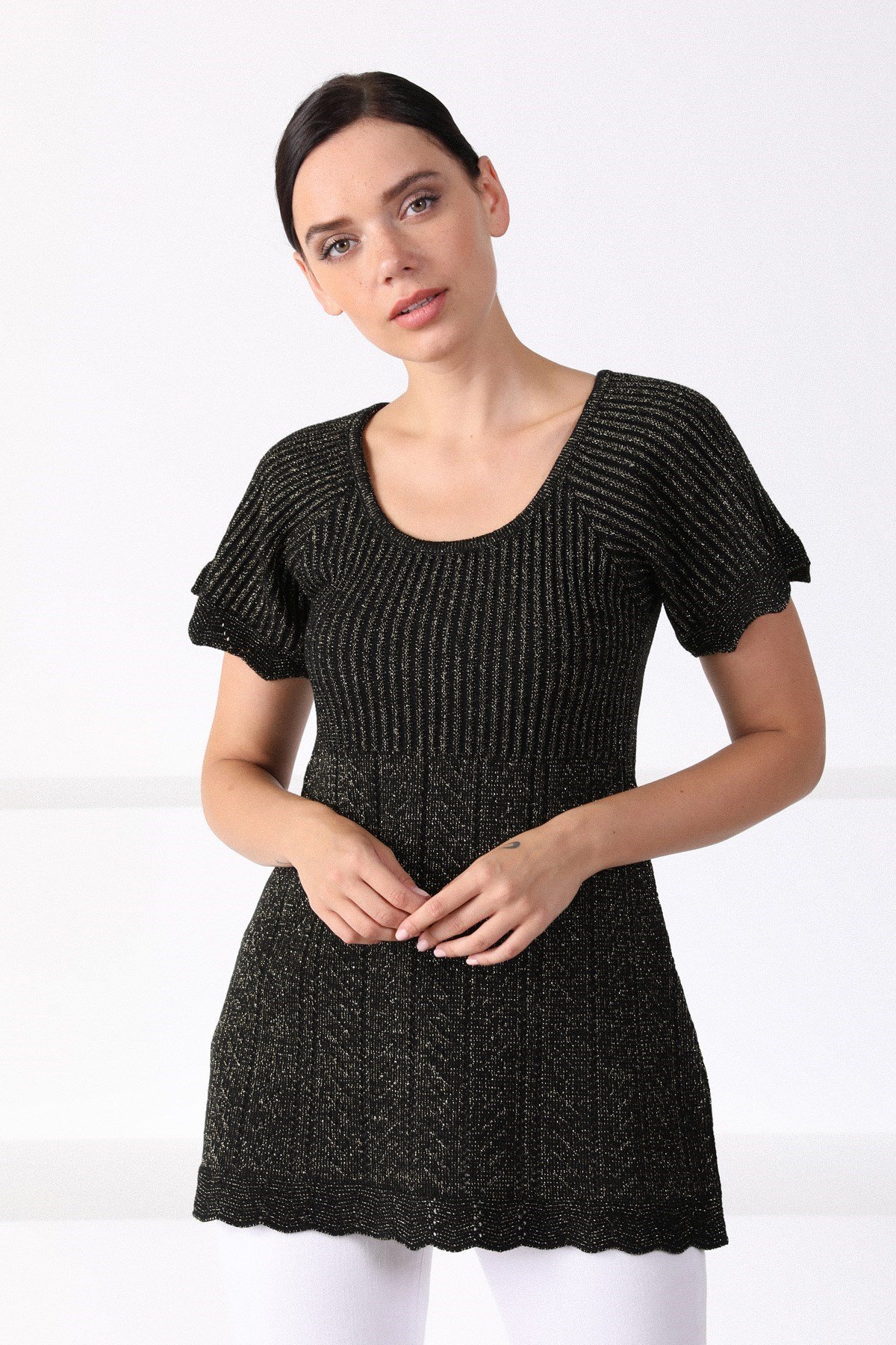 Ferraro Siyah Yuvarlak Yaka Bel Büzgülü Kadın Triko Kazak