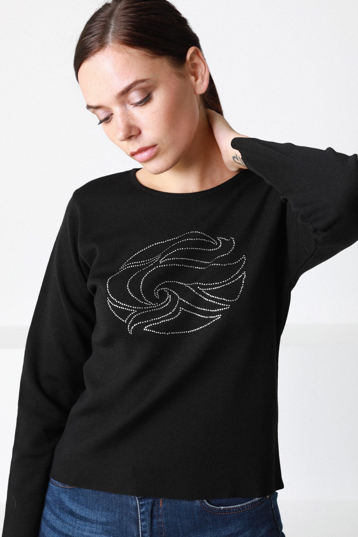 Ferraro Siyah Yuvarlak Yaka İtalyan Merino Yünü Kadın Triko Kazak