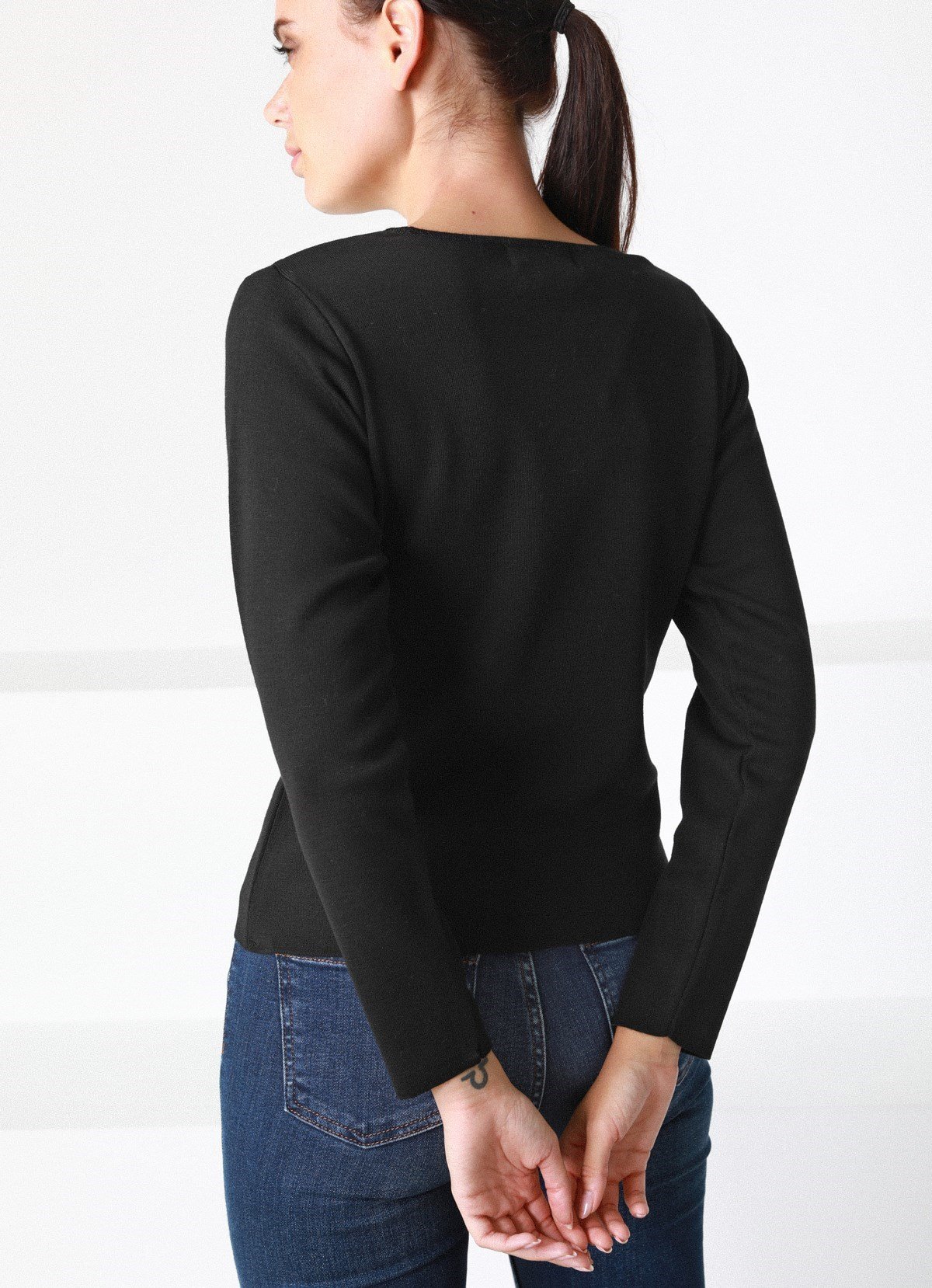 Ferraro Siyah Yuvarlak Yaka İtalyan Merino Yünü Kadın Triko Kazak