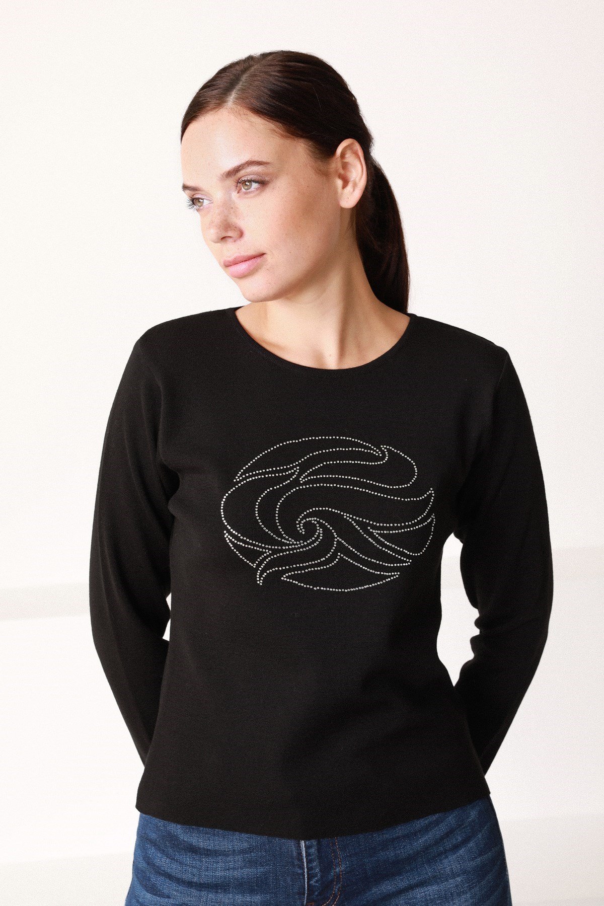 Ferraro Siyah Yuvarlak Yaka İtalyan Merino Yünü Kadın Triko Kazak