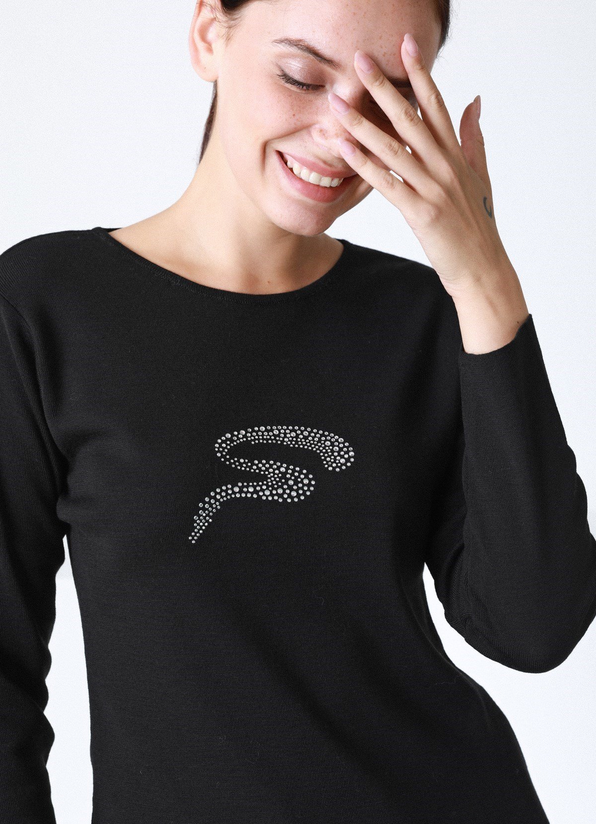 Ferraro Siyah Yuvarlak Yaka İtalyan Merino Yünü Kadın Triko Kazak