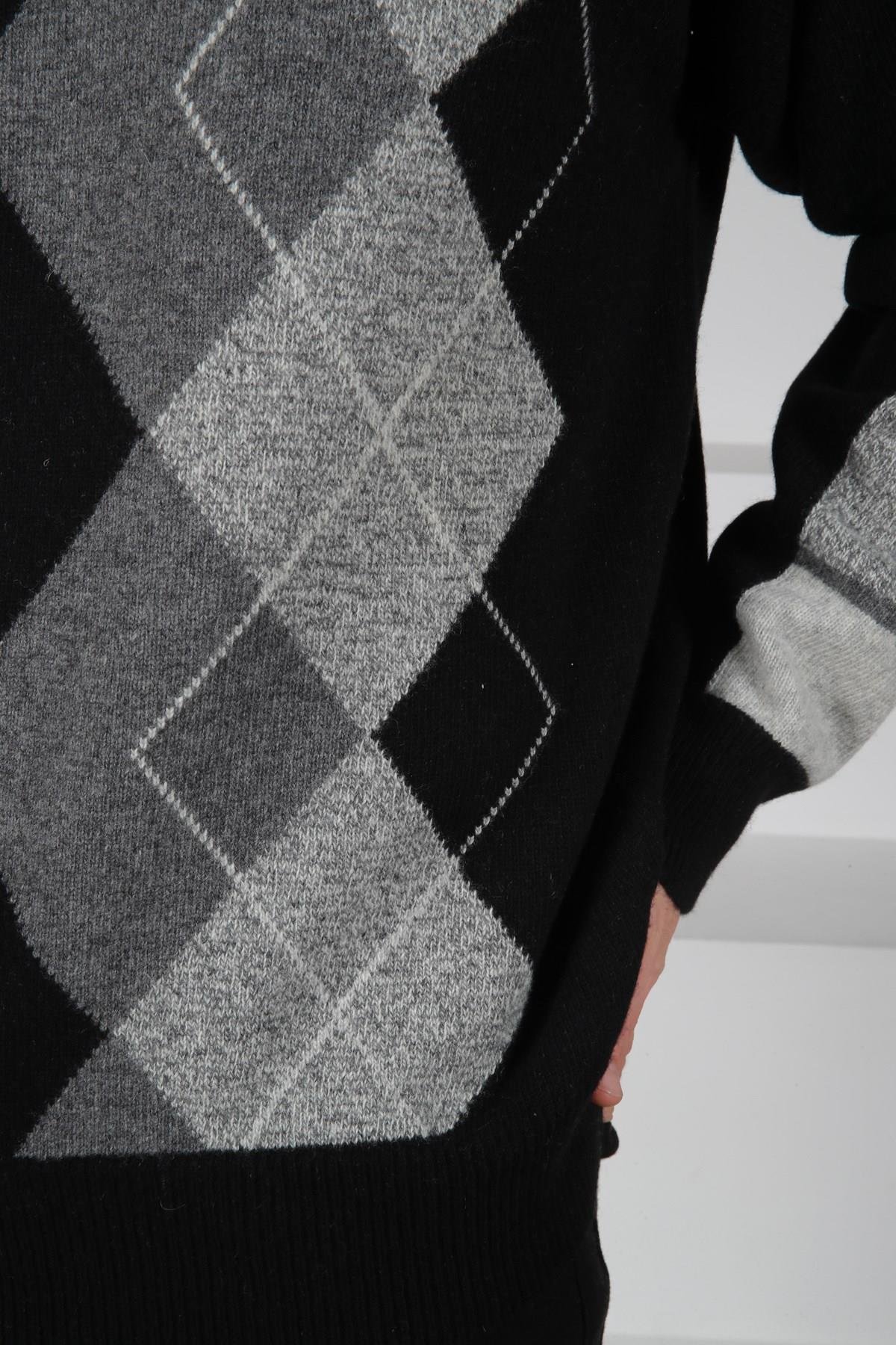 Ferraro Siyah/Füme Bisiklet Yaka Diyagonal Desenli Uzun Kollu %100 Kuzu Yünü Erkek Triko Kazak