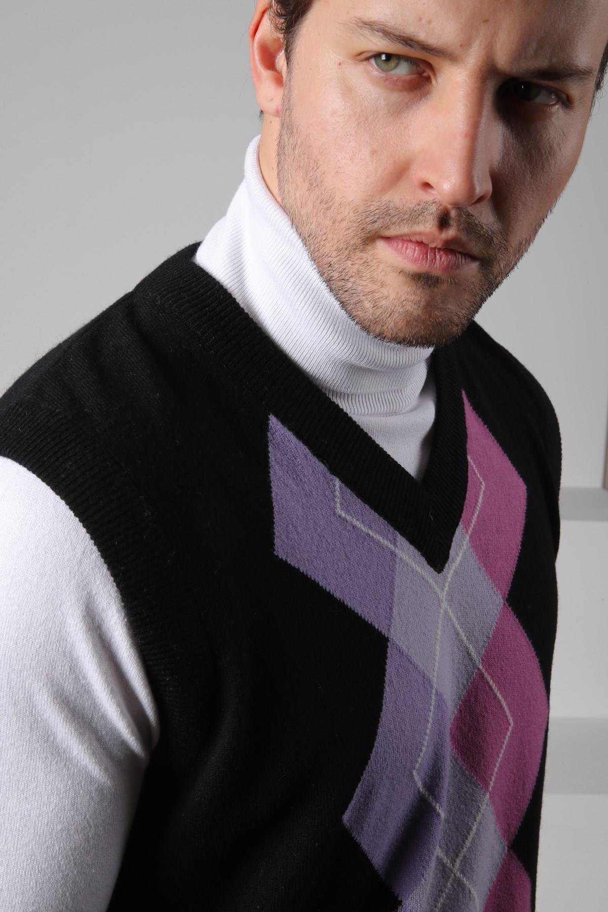 Ferraro Siyah/Lila V Yaka Diyagonal Desenli Uzun Kollu %100 Kuzu Yünü Erkek Triko Süveter