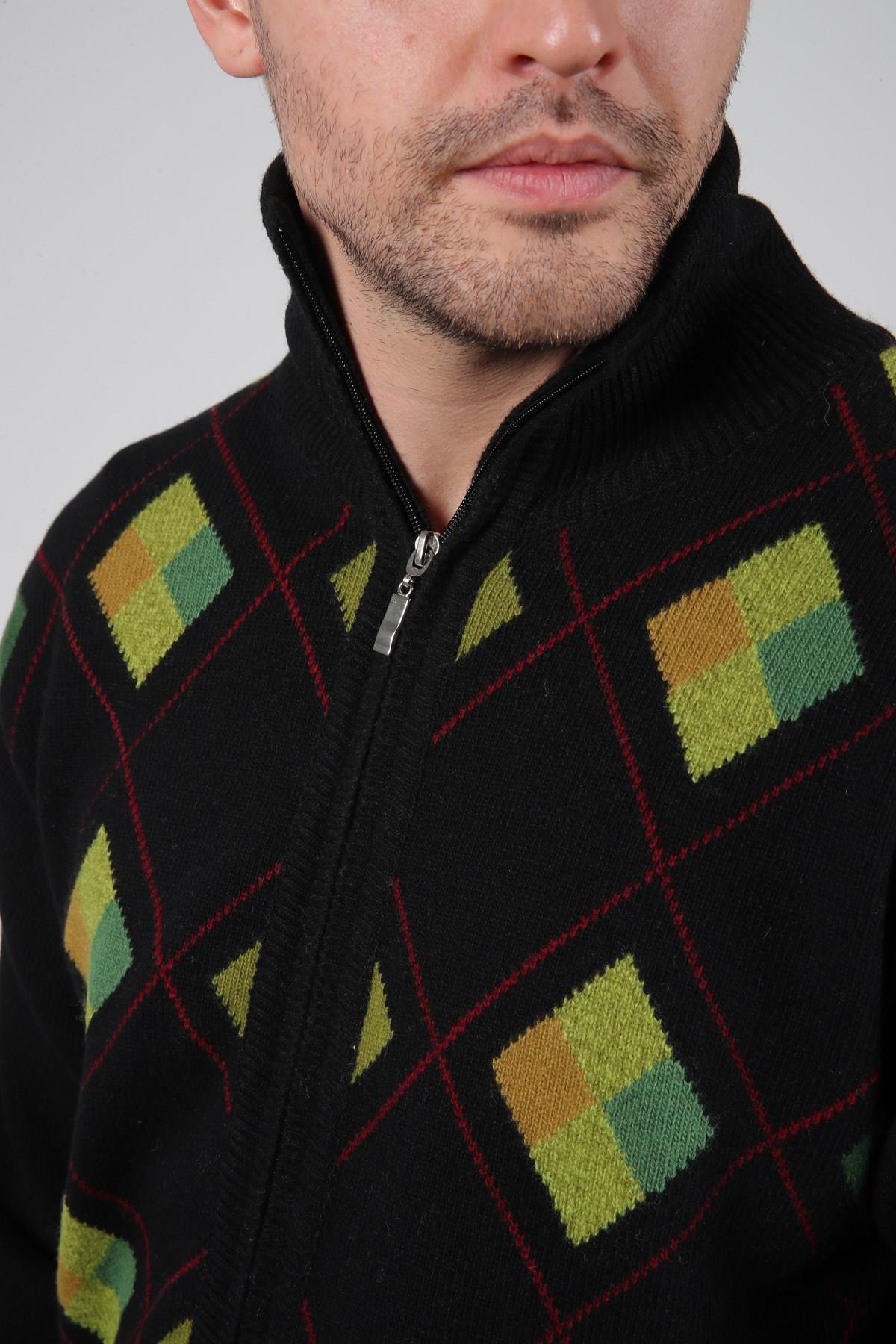 Ferraro Siyah/Yeşil Balıkçı Yaka Fermuarlı Yeşil Baklava Desenli Uzun Kollu %100 Kuzu Yünü Erkek Triko Ceket