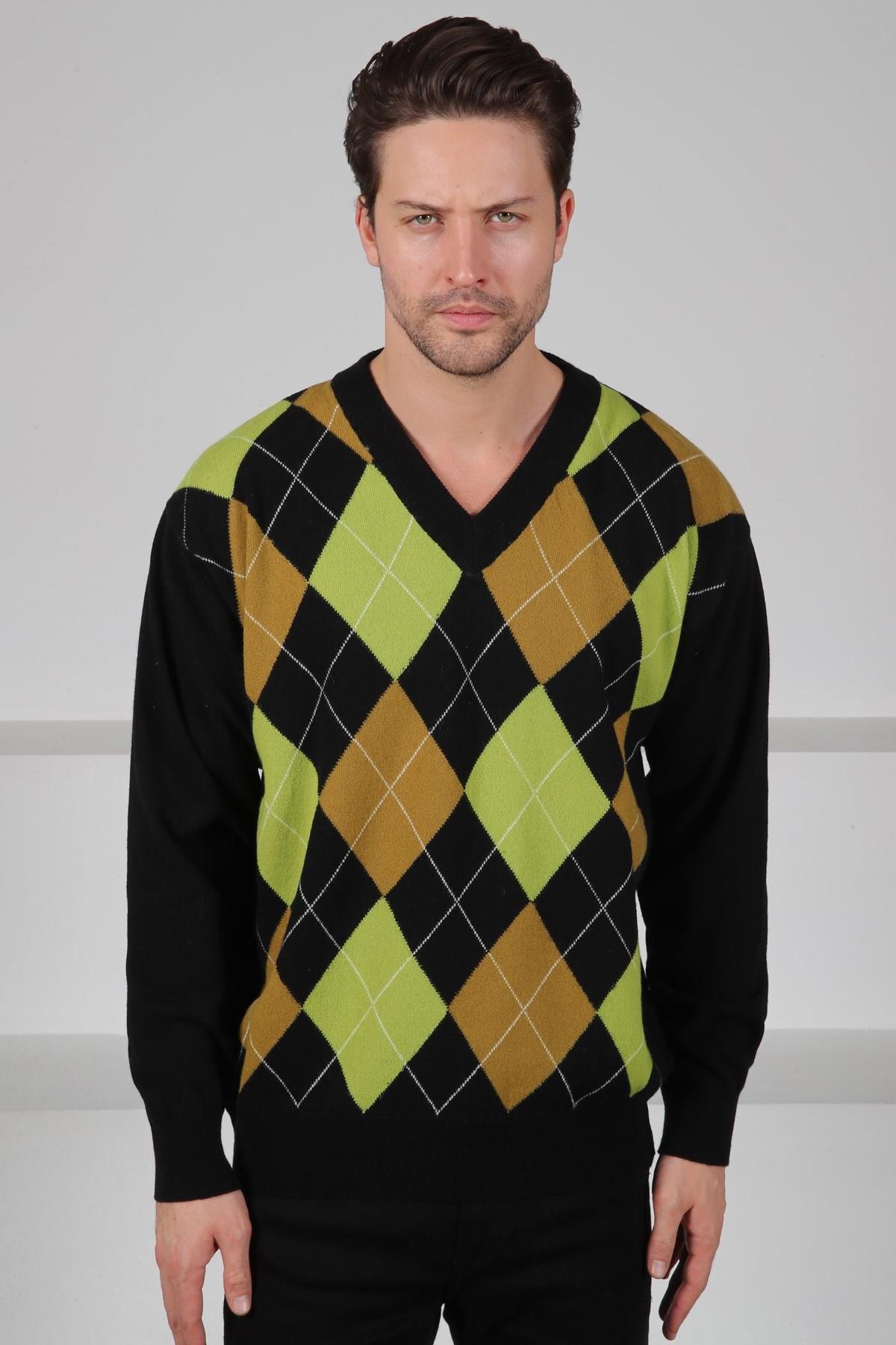 Ferraro Siyah/Yeşil V Yaka Çok Renkli Baklava Desenli Uzun Kollu %100 Kuzu Yünü Erkek Triko Kazak