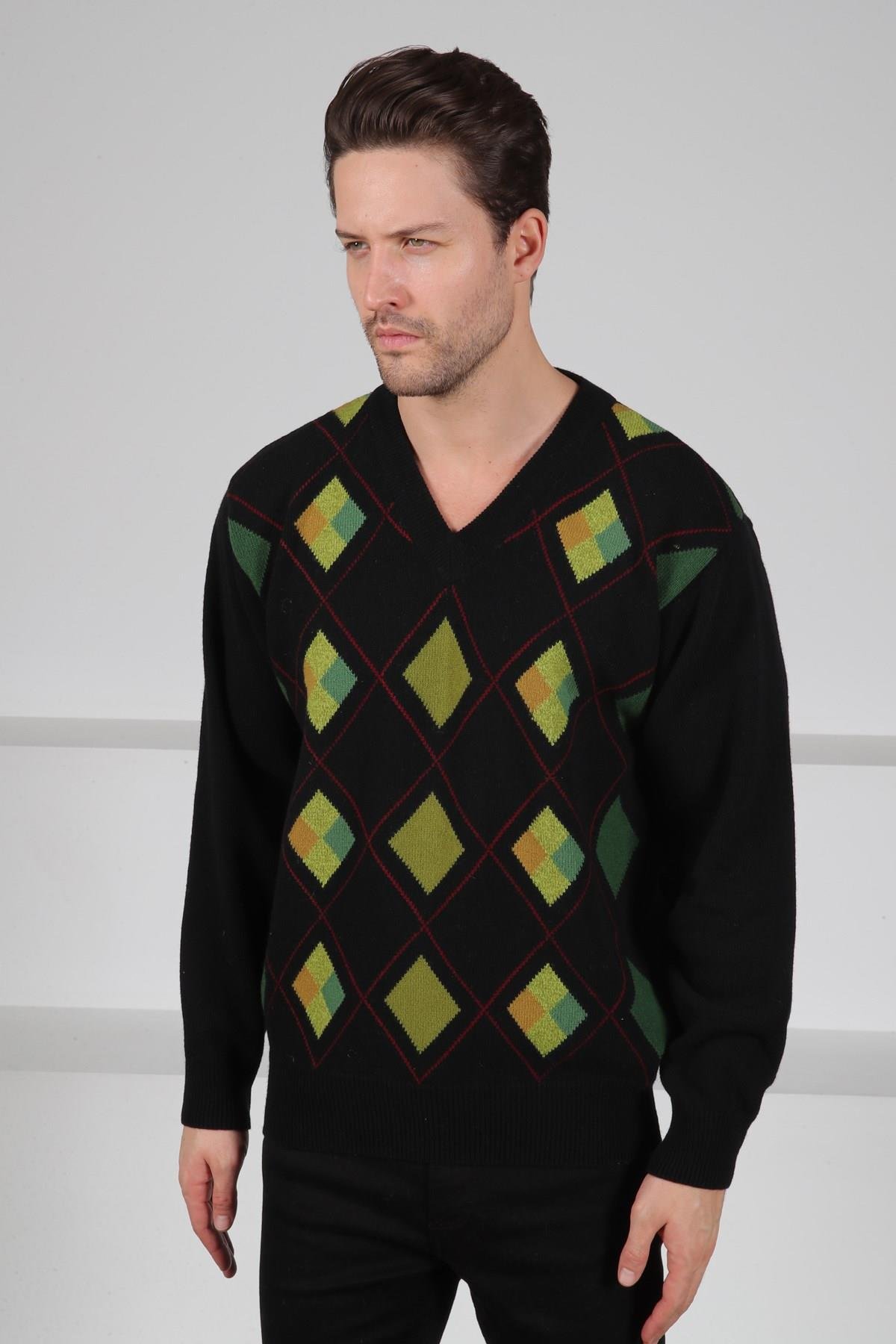 Ferraro Siyah/Yeşil V Yaka Yeşil Baklava Desenli Uzun Kollu %100 Kuzu Yünü Erkek Triko Kazak