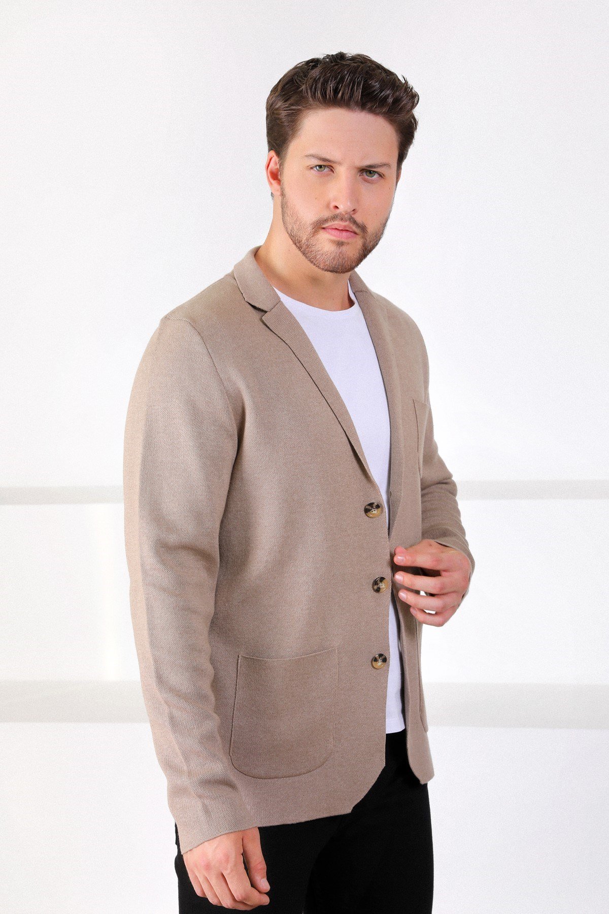 Ferraro Üç Düğmeli İnce Pamuk Triko Ceket - Bej