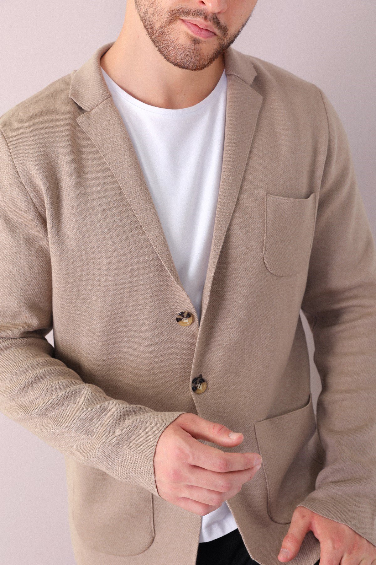 Ferraro Üç Düğmeli İnce Pamuk Triko Ceket - Bej