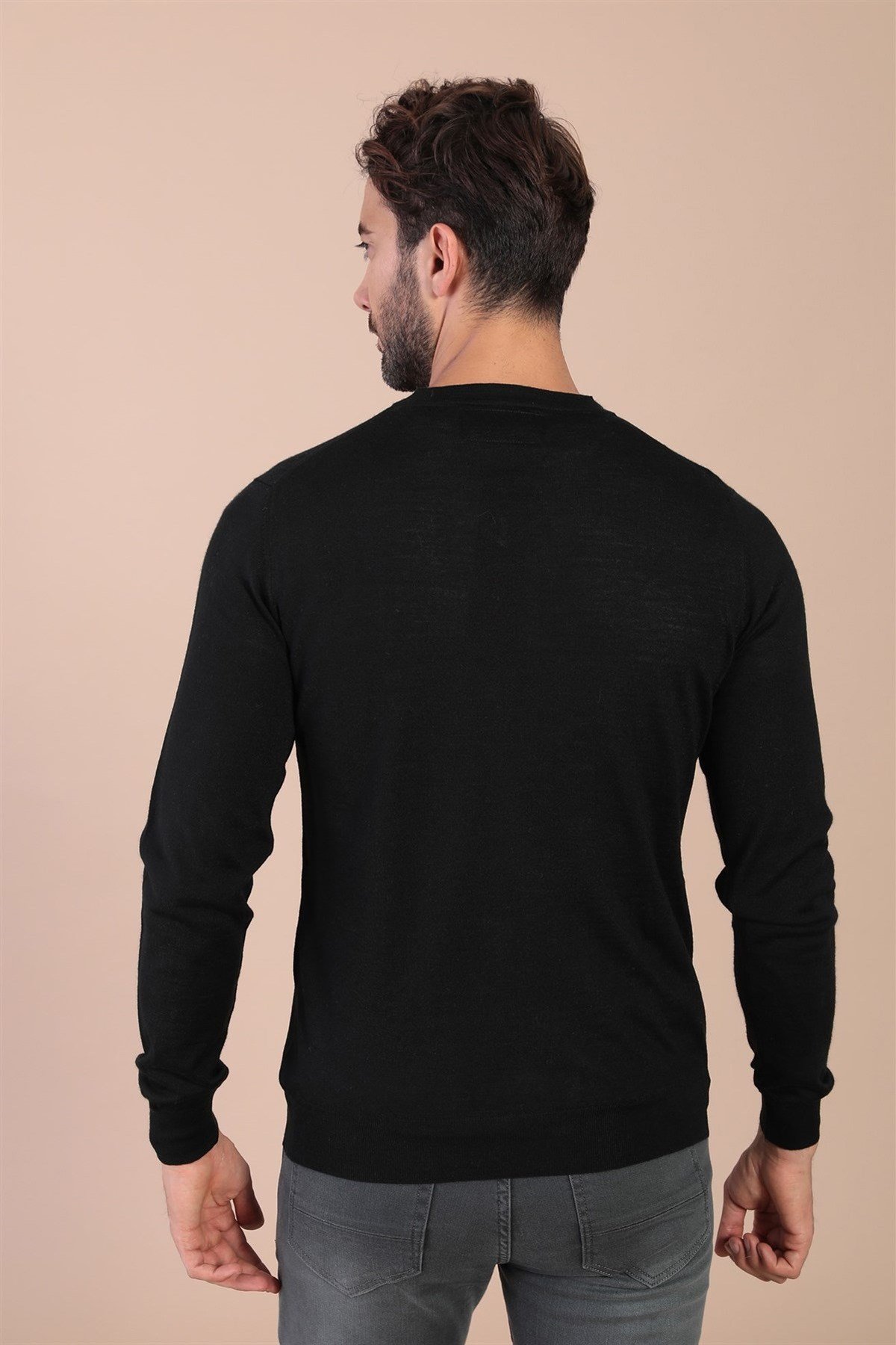 Ferraro V Yaka Superfine Yün Kazak - Siyah