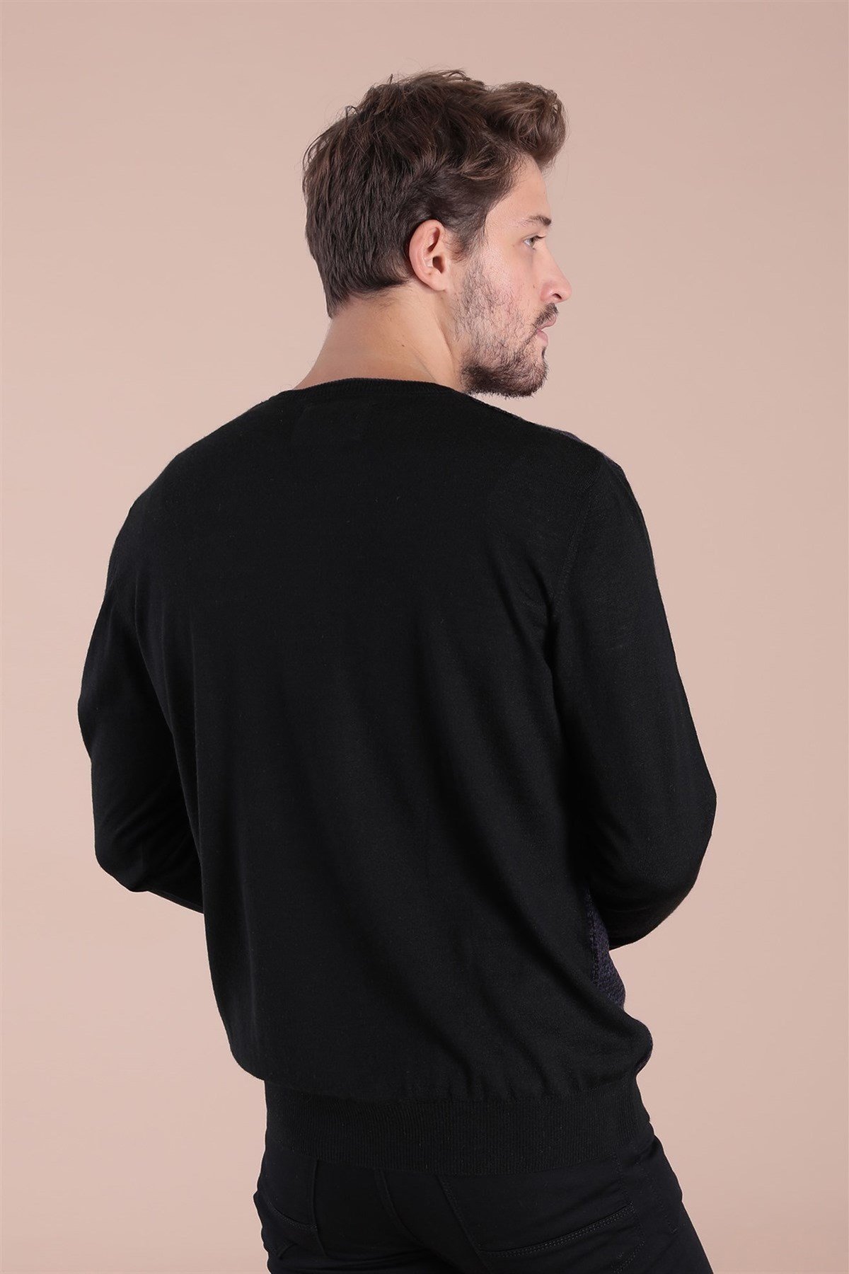 Ferraro V Yaka Superfine Yün Kazak - Siyah