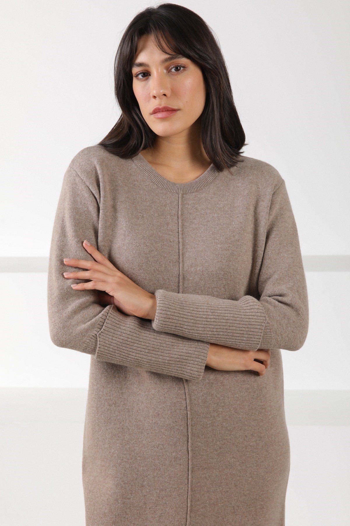 Ferraro Vizon Arkadan Yırtmaçlı Midi Boy Kaşmirli Kadın Triko Elbise