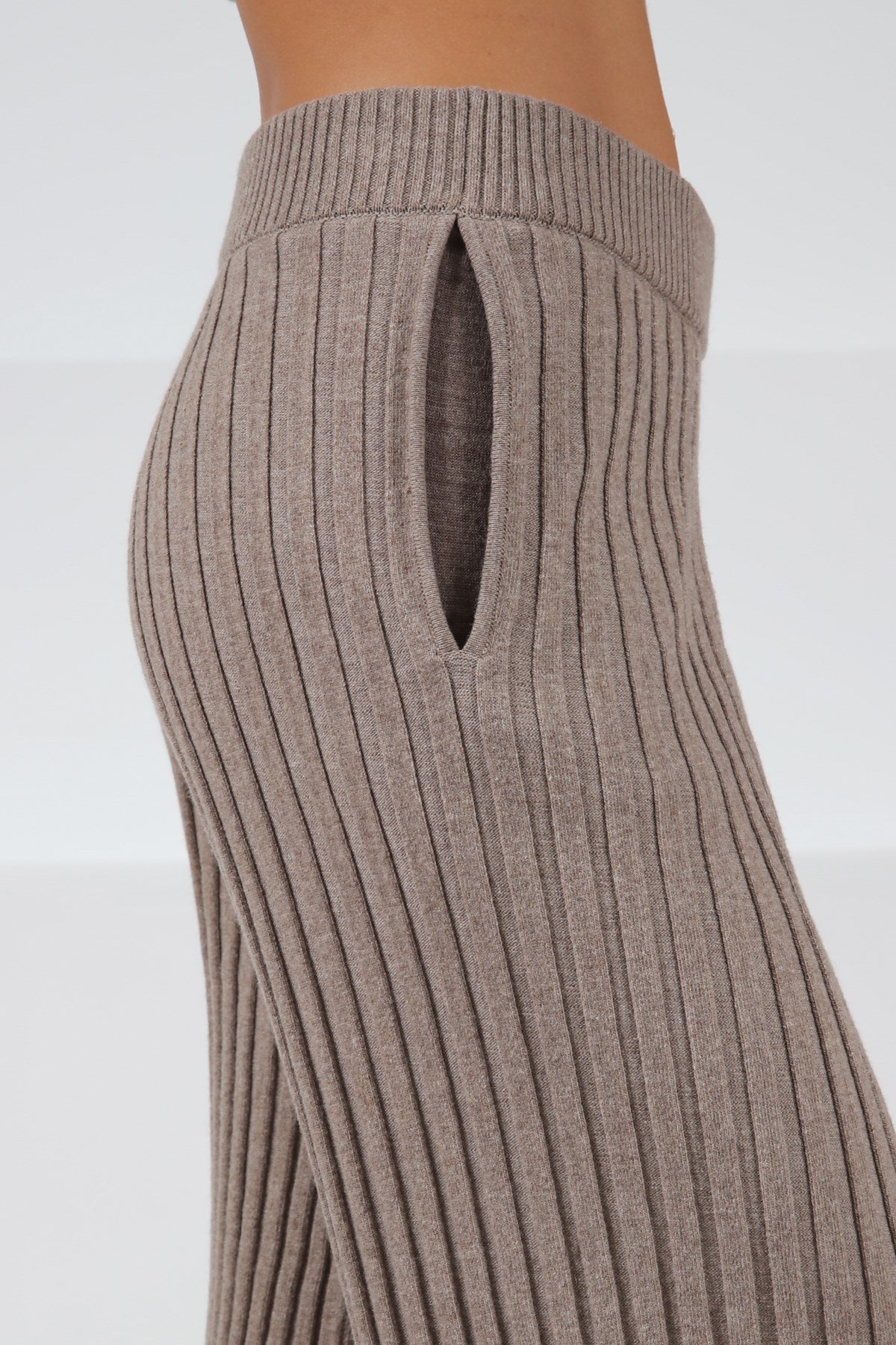 Ferraro Vizon Cepli Bol Paça Kaşmirli Kadın Triko Pantolon