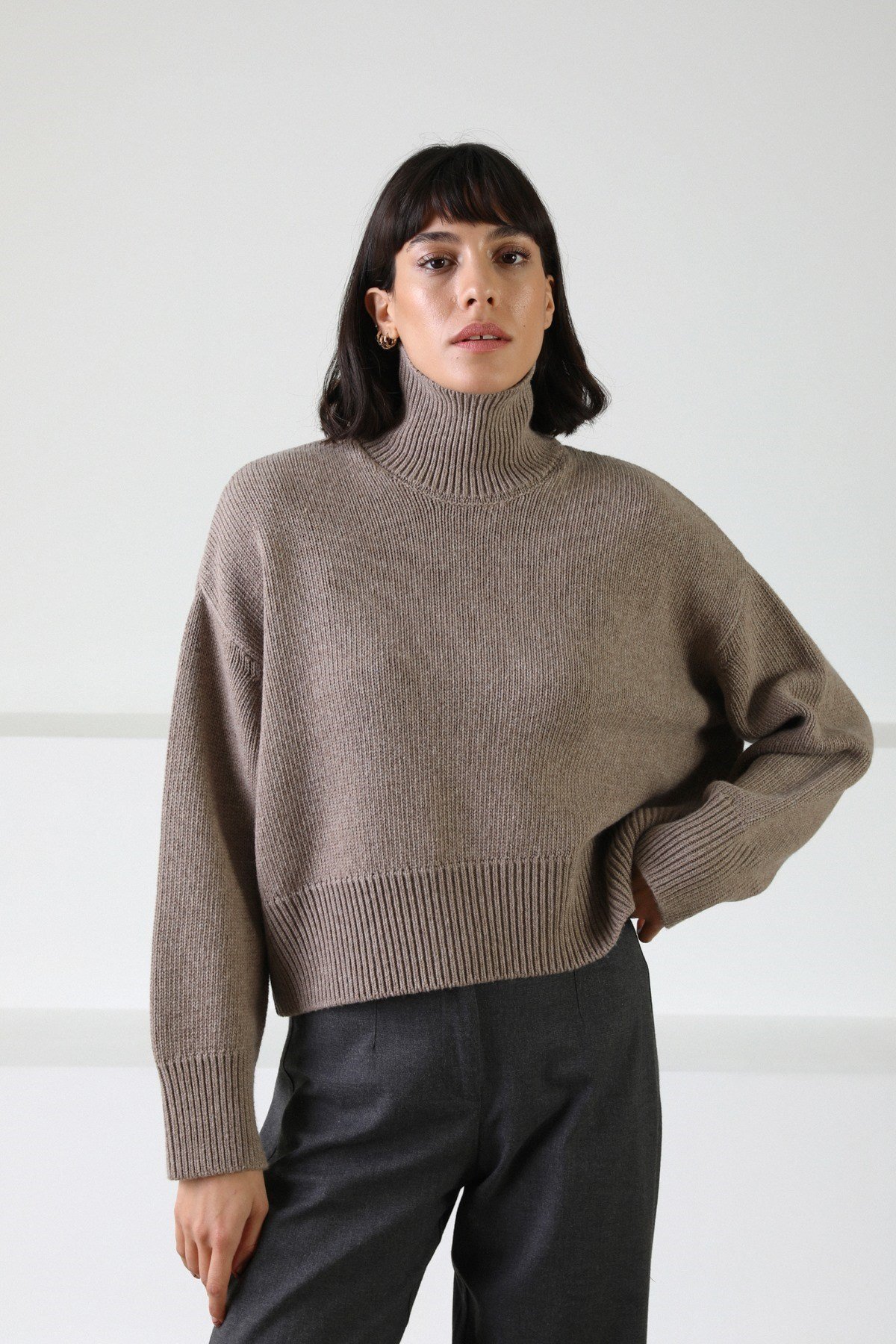 Ferraro Vizon Uzun Kollu Balıkçı Yaka Kaşmirli Kadın Triko Kazak