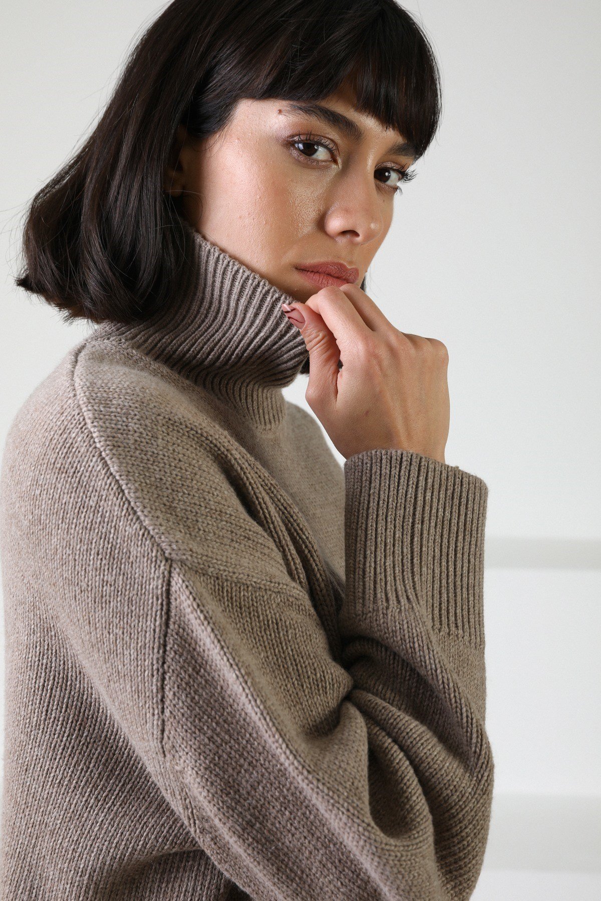 Ferraro Vizon Uzun Kollu Balıkçı Yaka Kaşmirli Kadın Triko Kazak