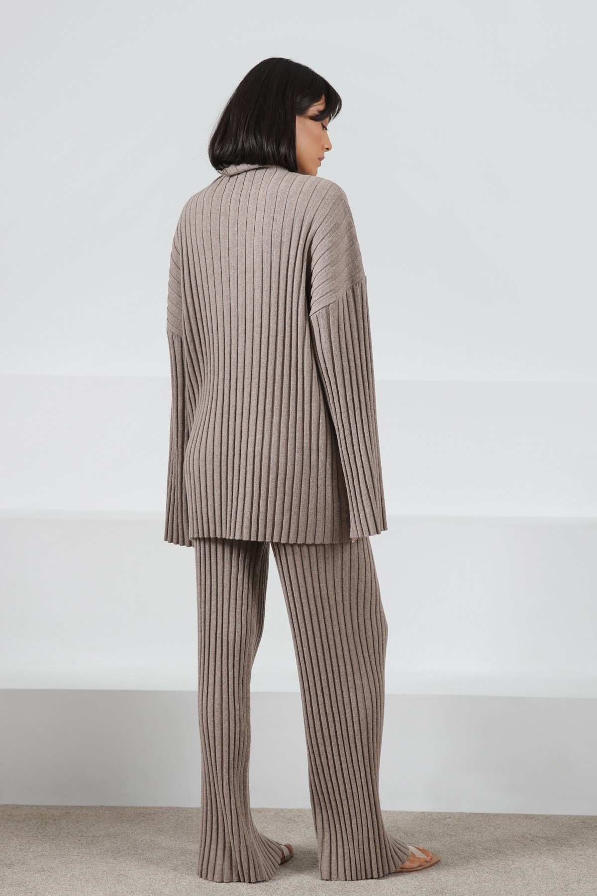 Ferraro Vizon Uzun Kollu Balıkçı Yaka Kaşmirli Kadın Triko Kazak