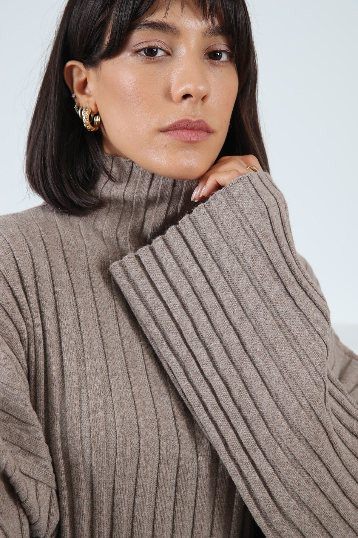 Ferraro Vizon Uzun Kollu Balıkçı Yaka Kaşmirli Kadın Triko Kazak