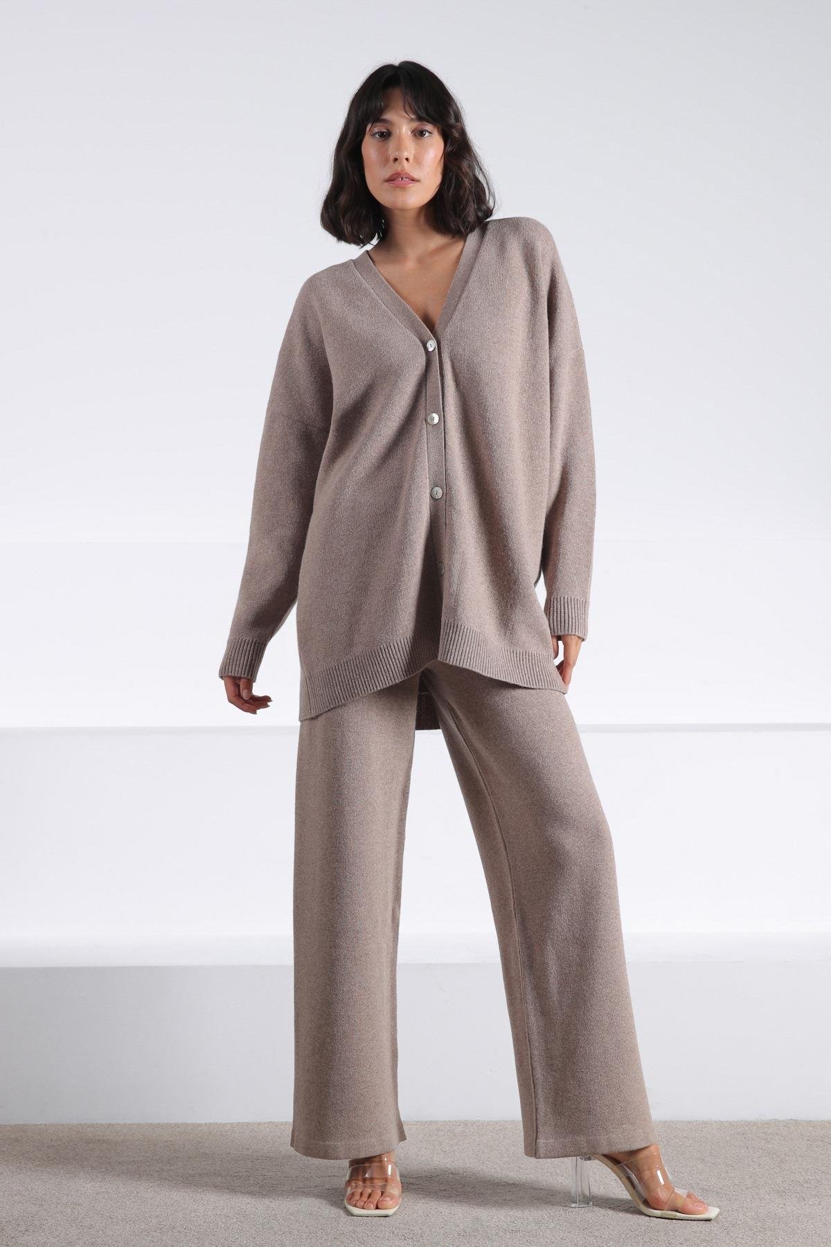 Ferraro Vizon Uzun Kollu Ceket Yaka Kaşmirli Kadın Triko Ceket