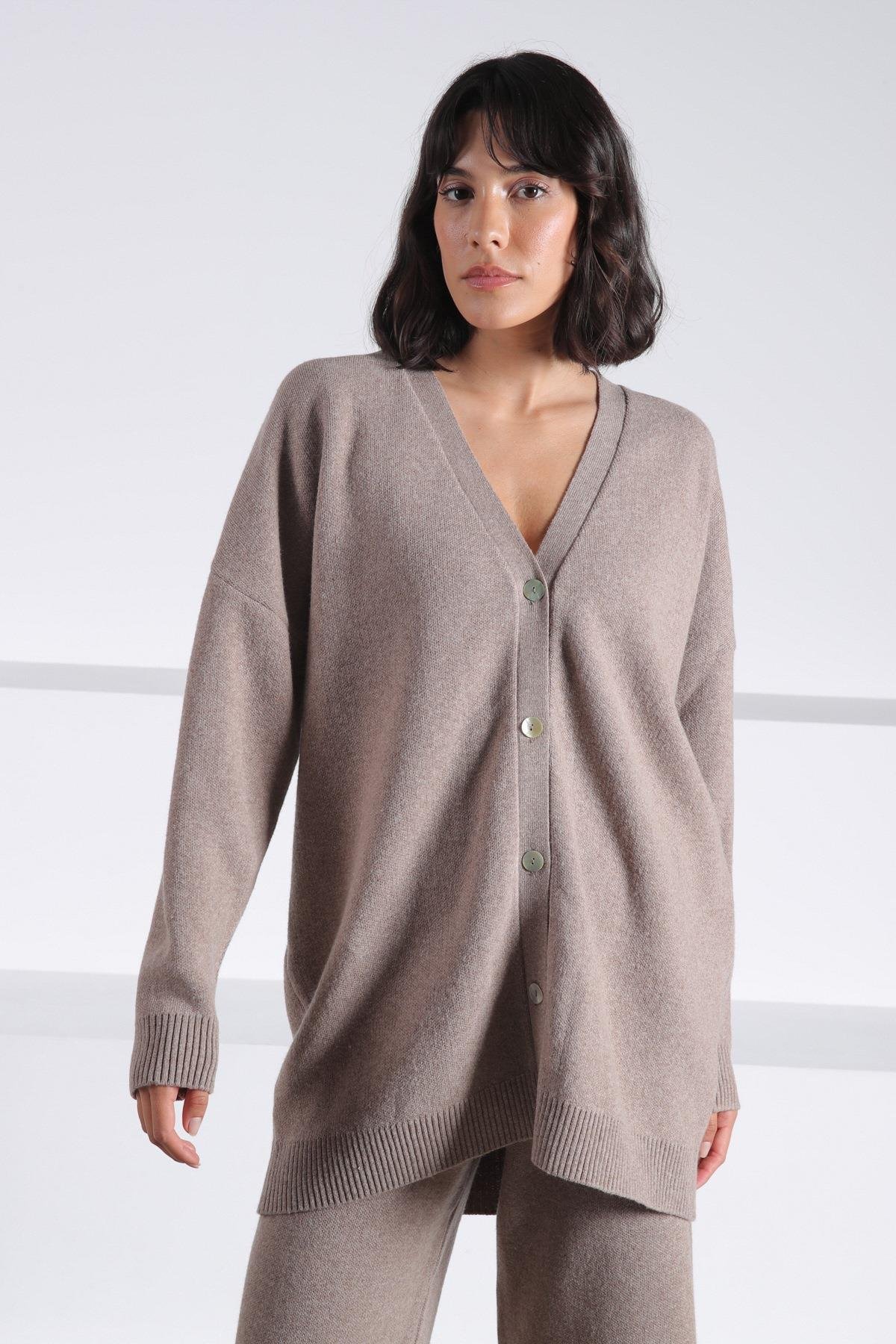 Ferraro Vizon Uzun Kollu Ceket Yaka Kaşmirli Kadın Triko Ceket