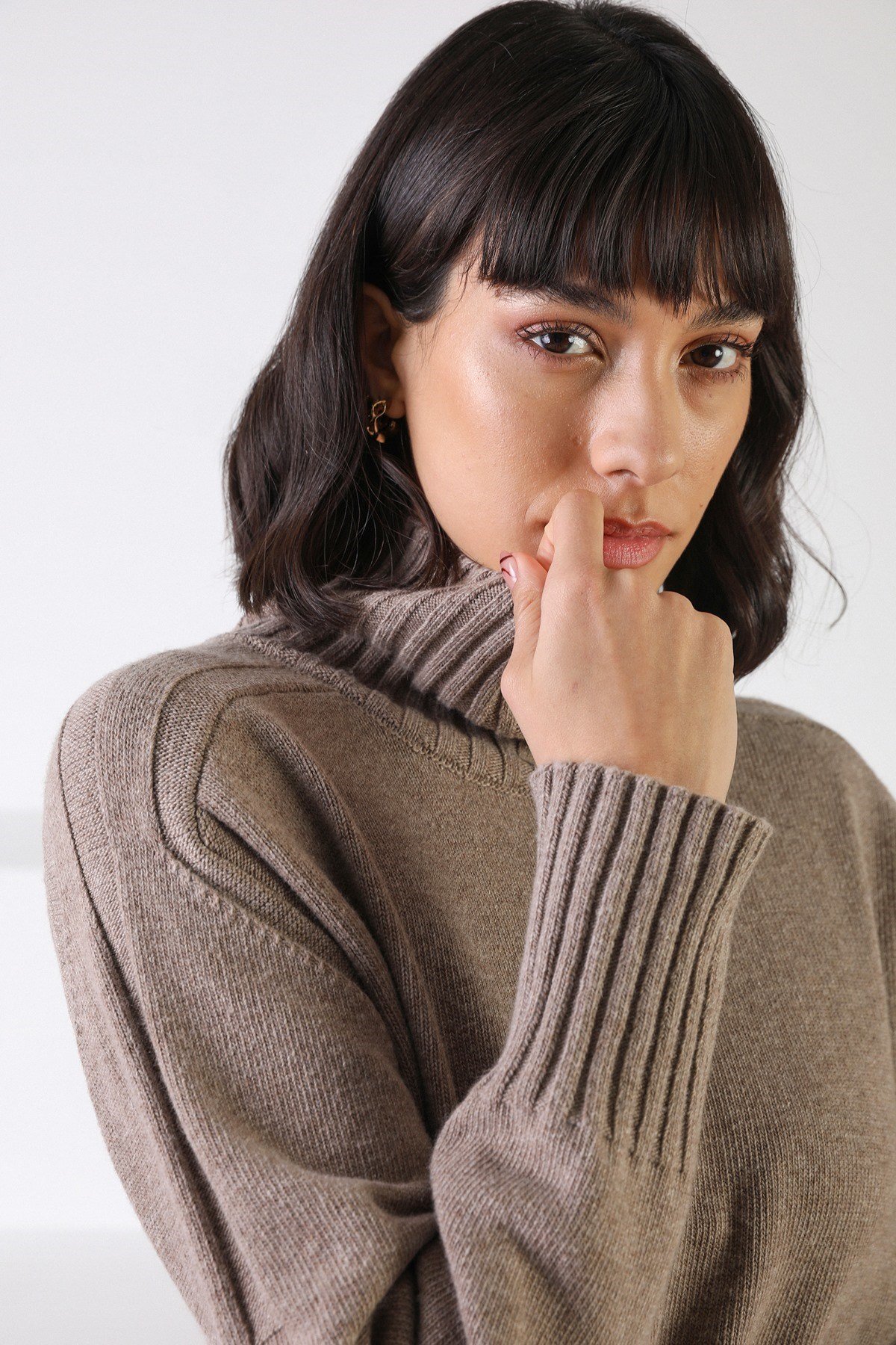 Ferraro Vizon Uzun Kollu Yarım Balıkçı Yaka Kaşmirli Kadın Triko Kazak