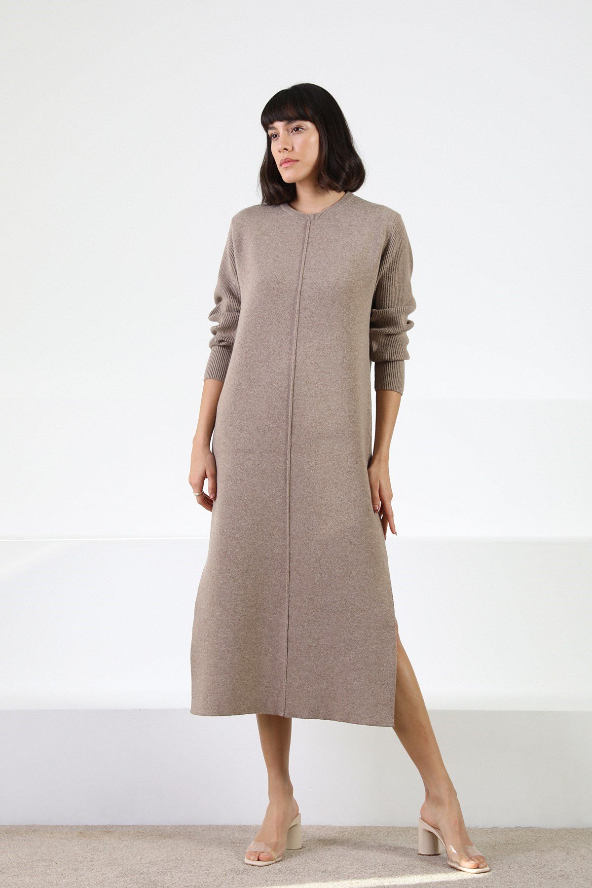 Ferraro Vizon Yandan Yırtmaçlı Midi Boy Kaşmirli Kadın Triko Elbise