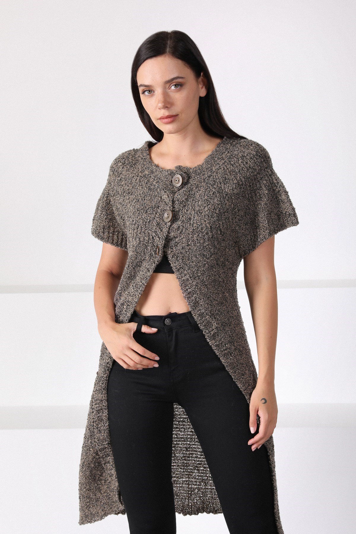 Ferraro Vizon Yuvarlak Yaka Uzun Kadın Triko Hırka