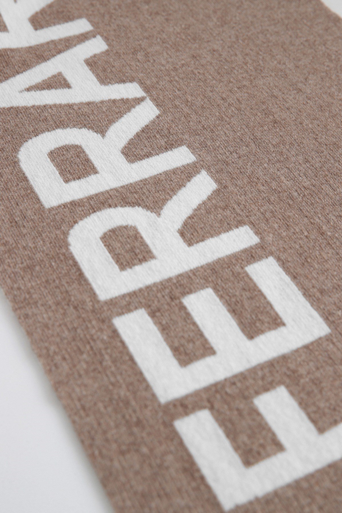 Ferraro Vizon/Ekru Kadın Atkı