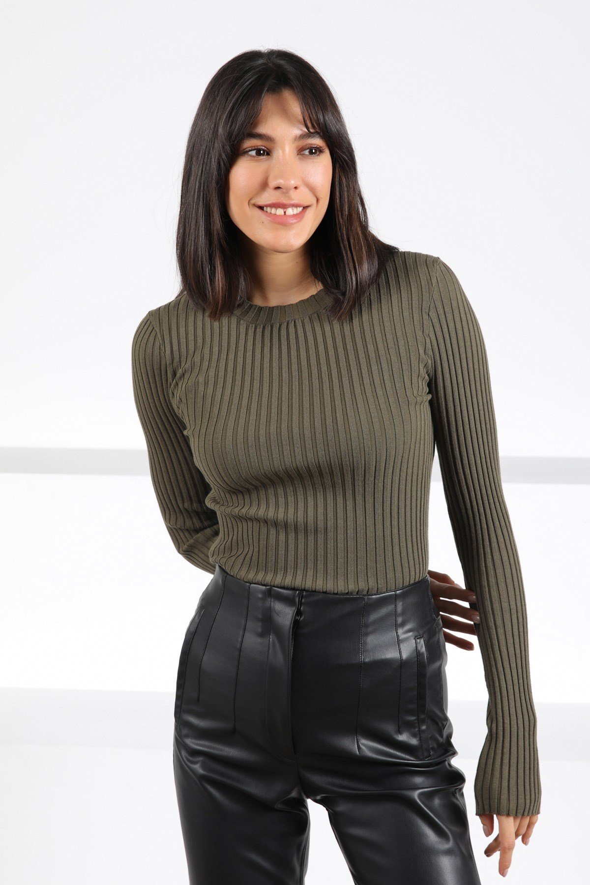 Ferraro Yeşil Bisiklet Yaka Pamuklu Kadın Triko Kazak