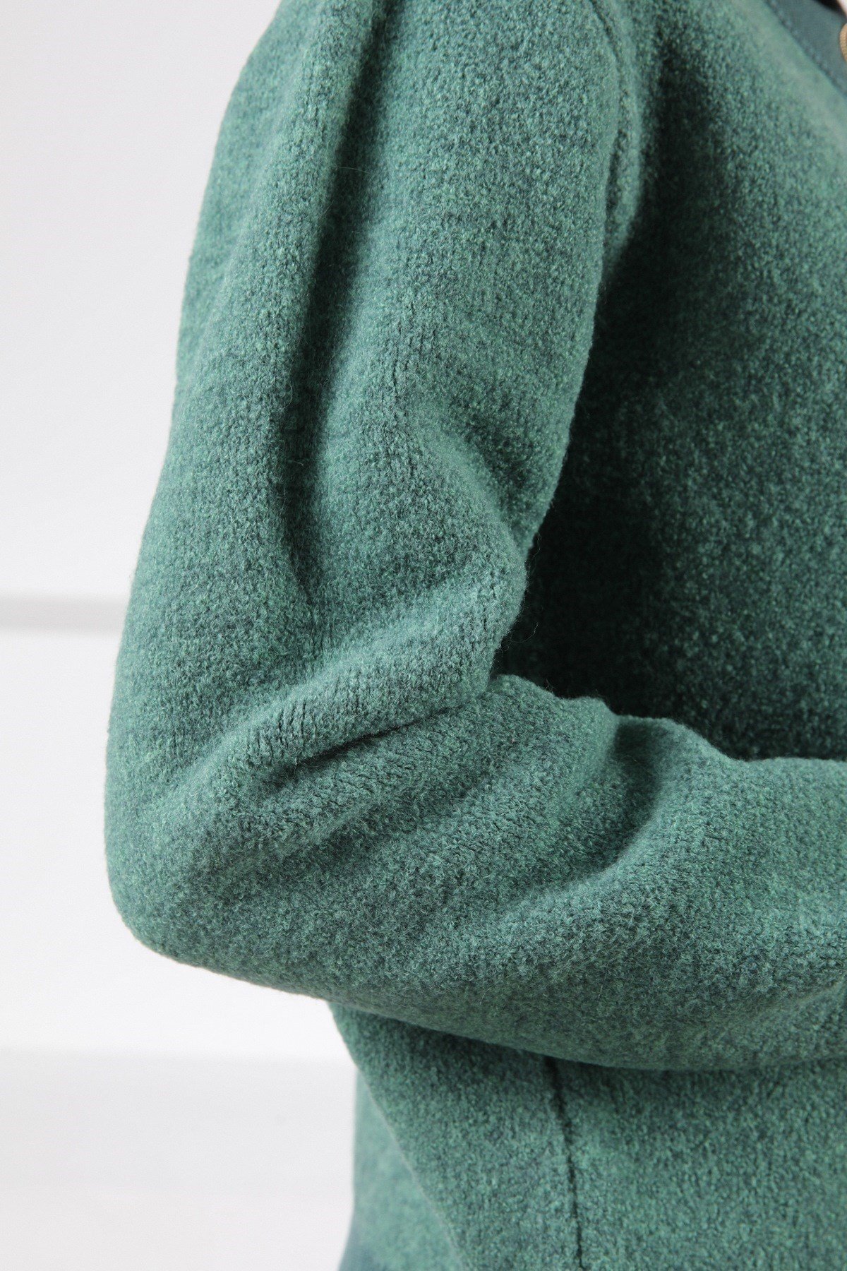 Ferraro Yeşil Düğmeli Buklet Kadın Triko Hırka