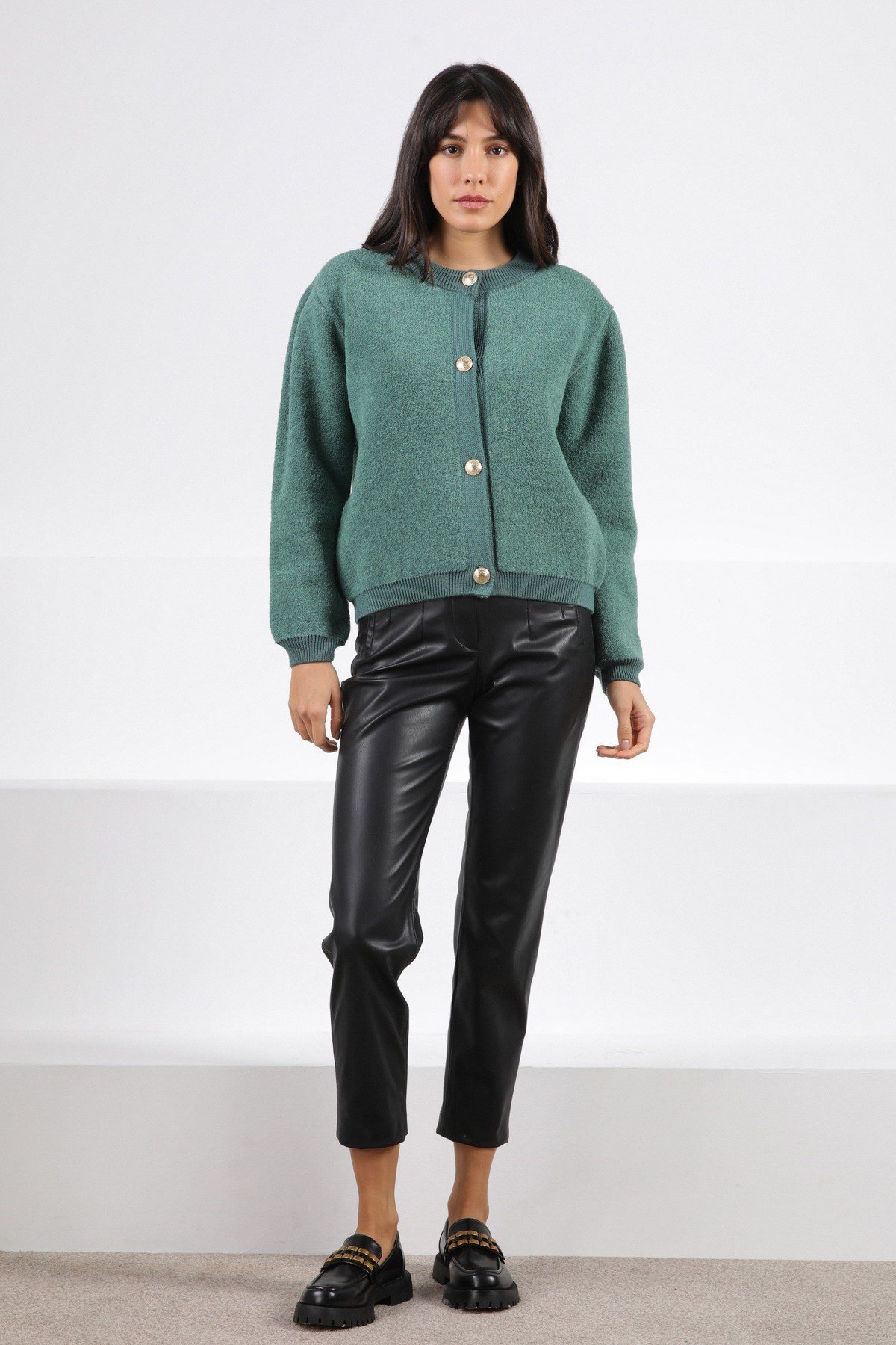 Ferraro Yeşil Düğmeli Buklet Kadın Triko Hırka